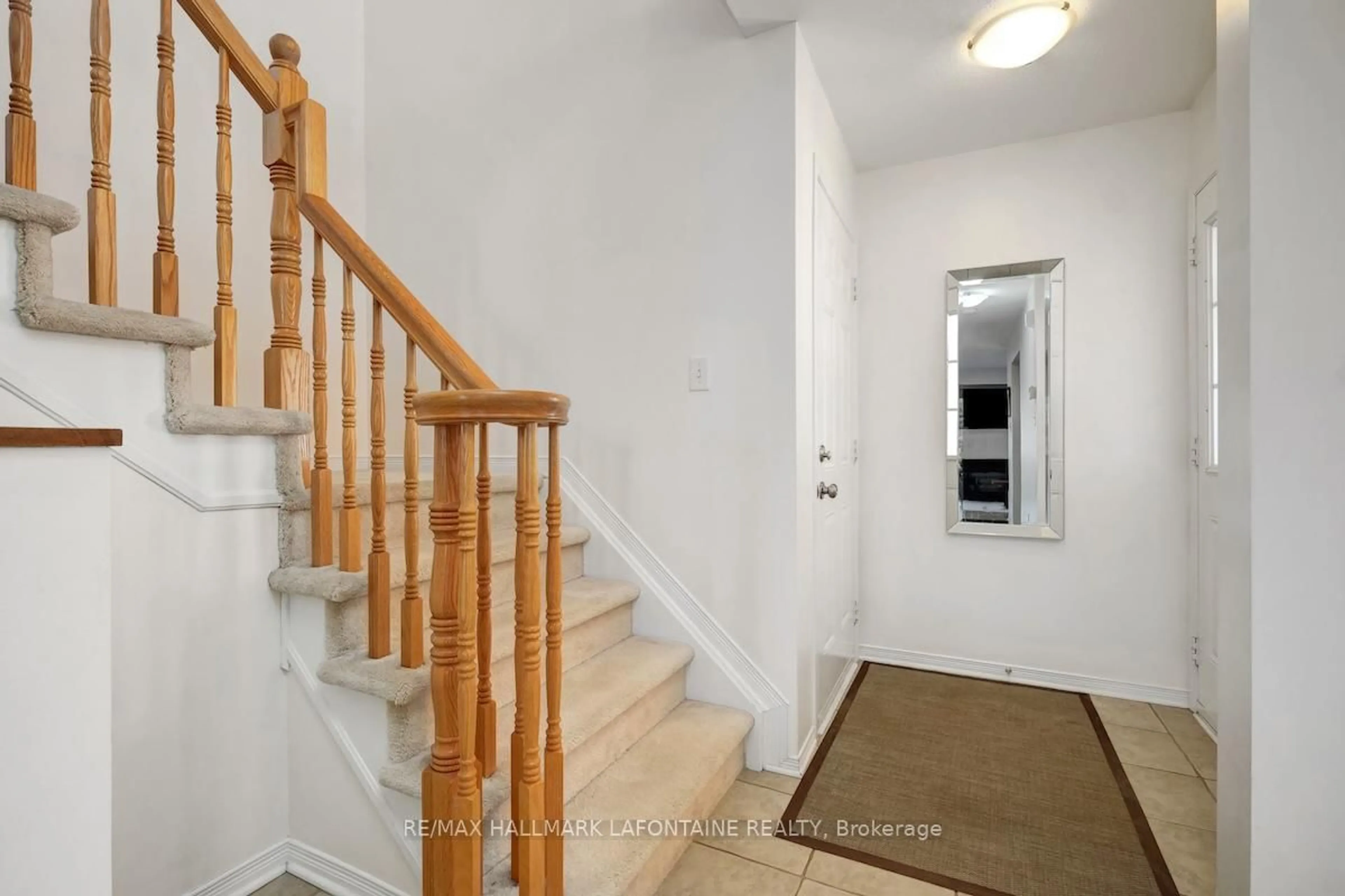 Unknown for 442 Wisteria Cres, Ottawa Ontario K1V 0P1