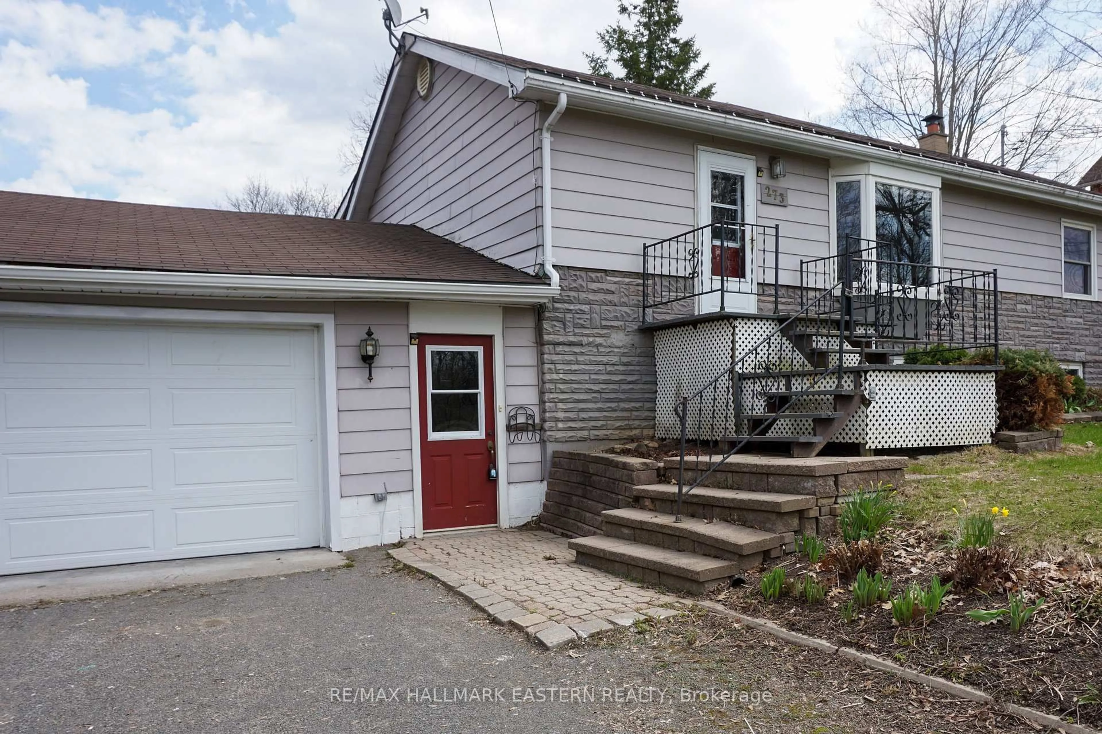 Home with vinyl exterior material, street for 273 Victoria St, Trent Hills Ontario K0L 1L0
