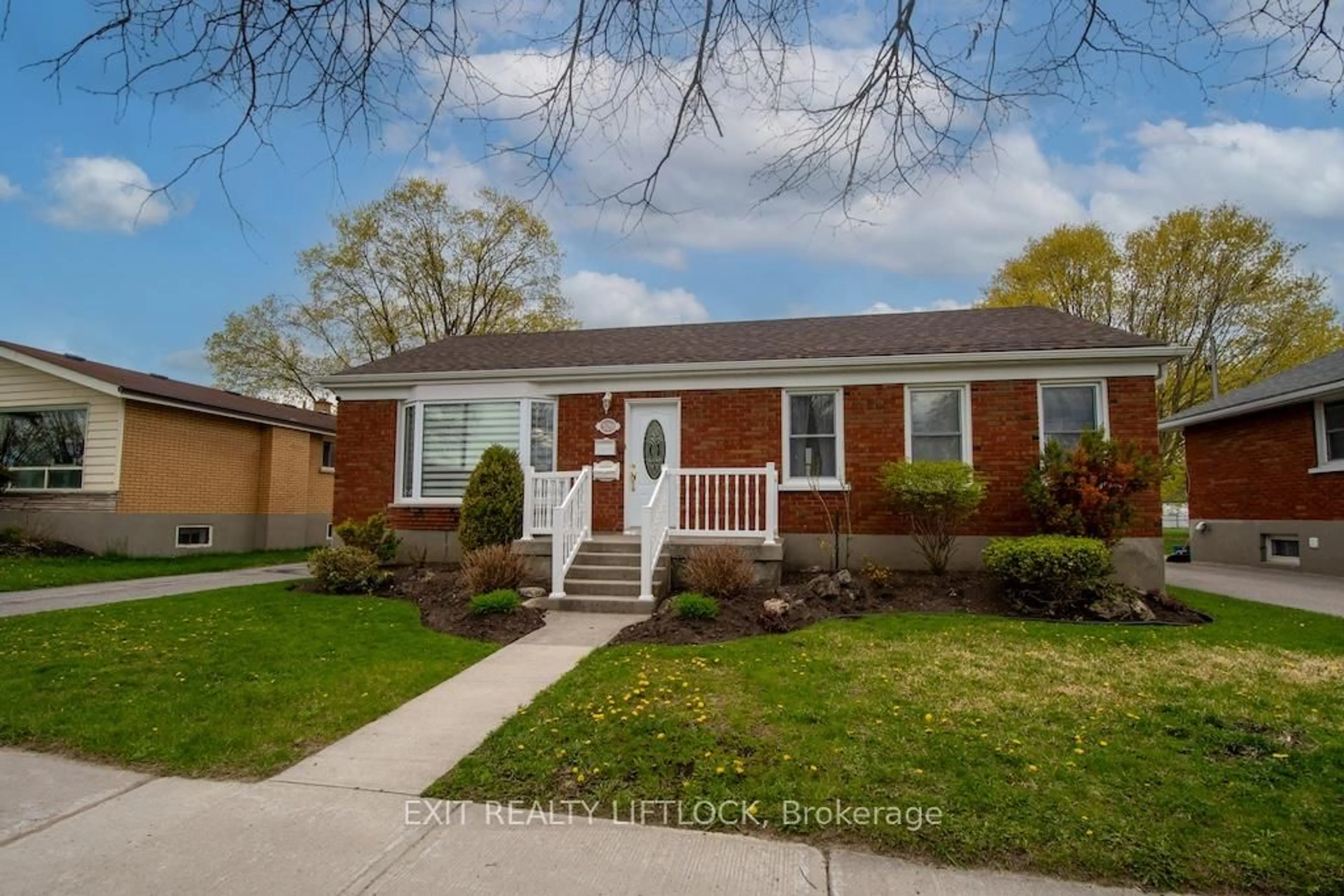 Home with brick exterior material, street for 529 Shirley Ave, Peterborough Ontario K9J 5N9