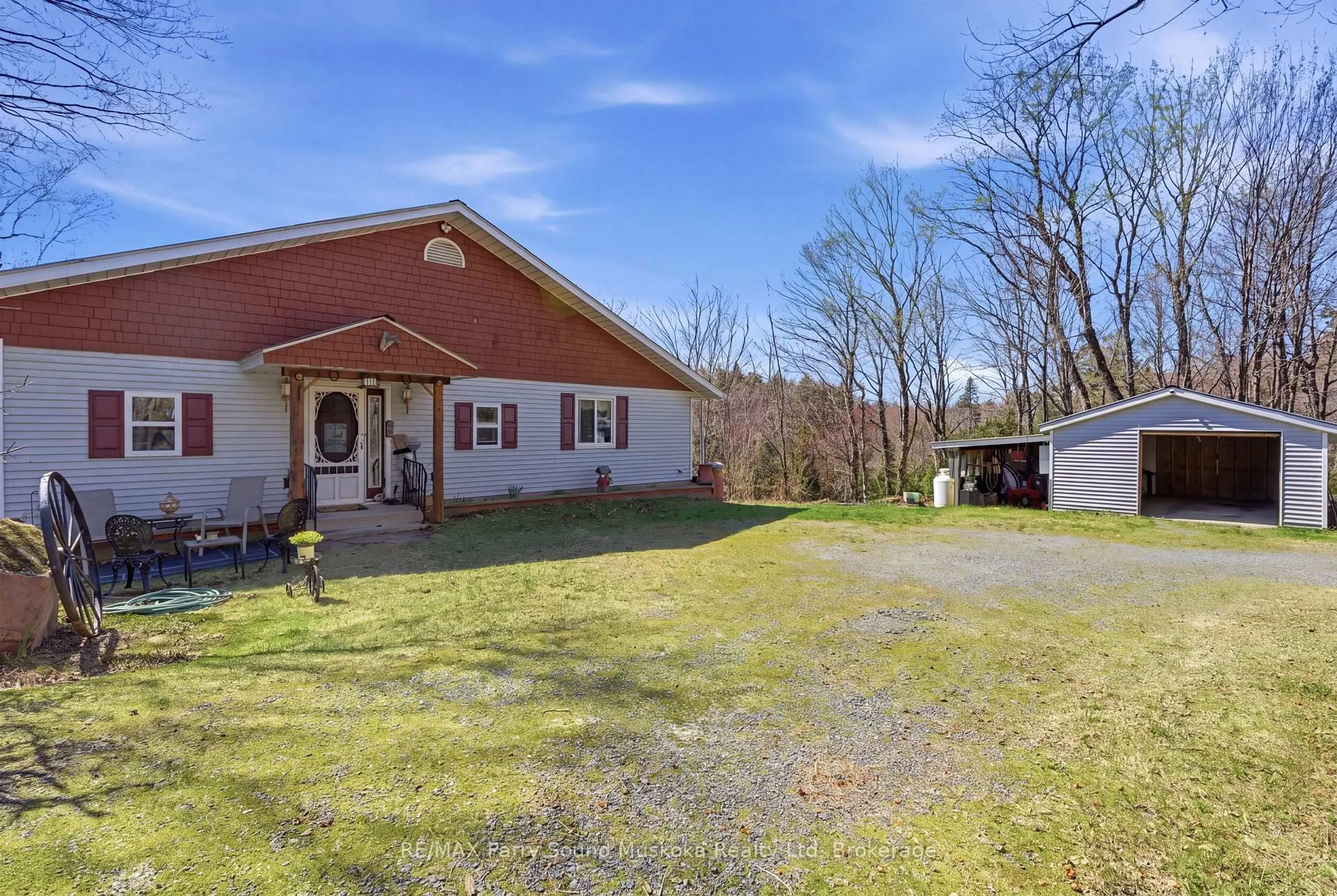 Unknown for 39 LITTLE FINLAND Rd, Seguin Ontario P2A 0B2
