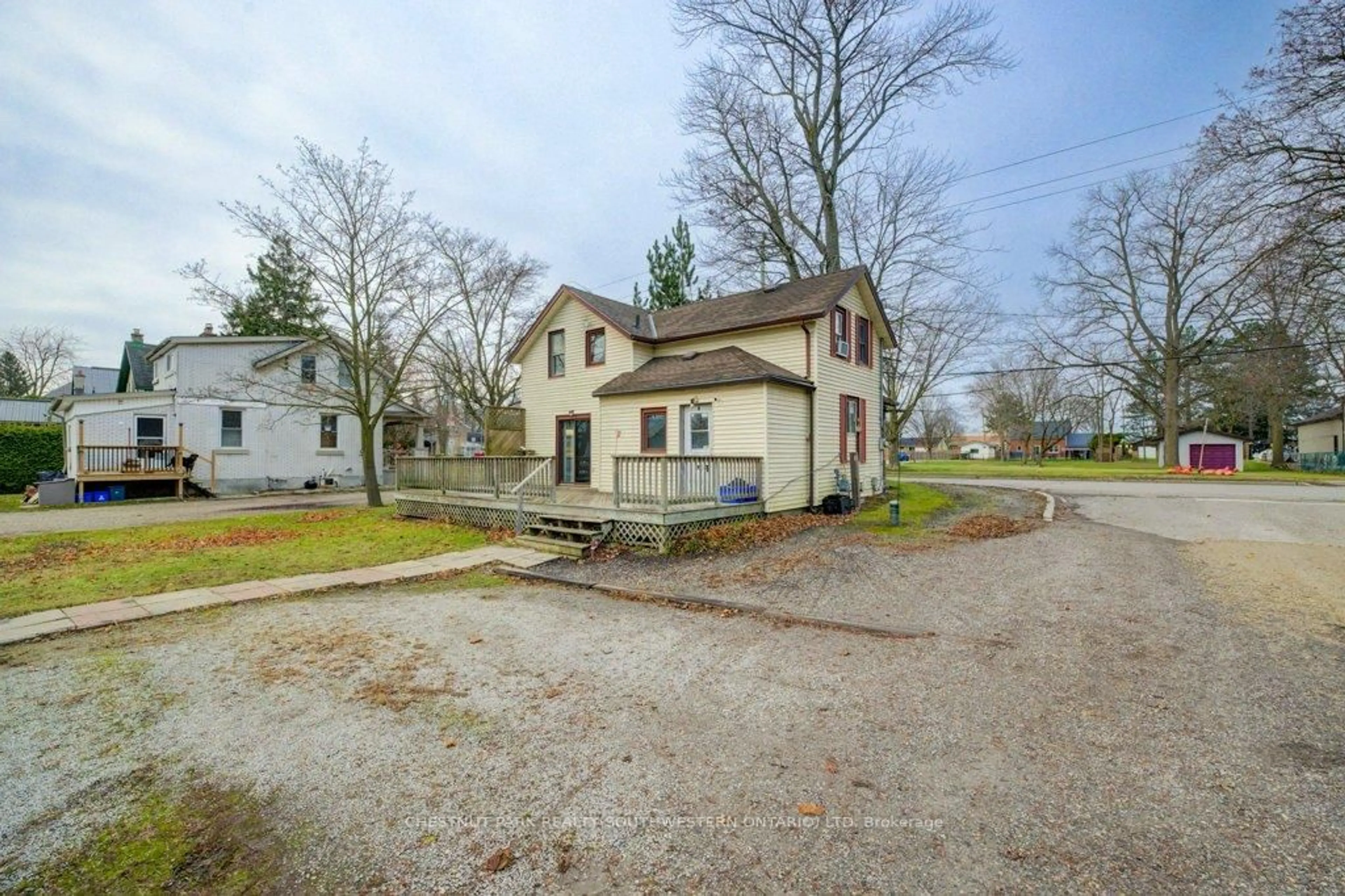 A pic from outside/outdoor area/front of a property/back of a property/a pic from drone, street for 99 Woolwich St, Woolwich Ontario N0B 1M0