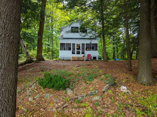 897 172 WA Horseshoe Lake, Seguin 3
