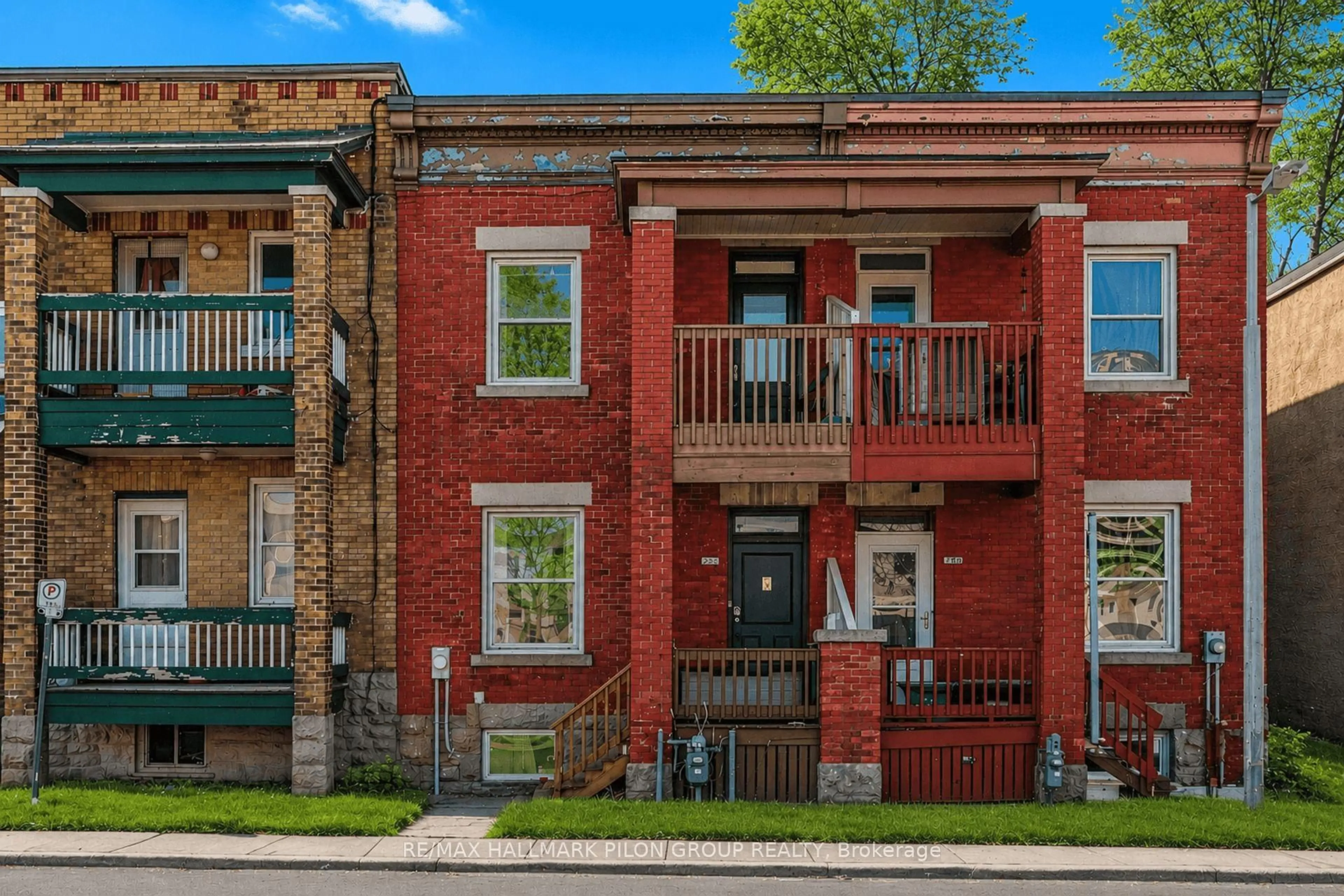 Home with brick exterior material, street for 132 Beausoleil Dr, Ottawa Ontario K1N 7V6