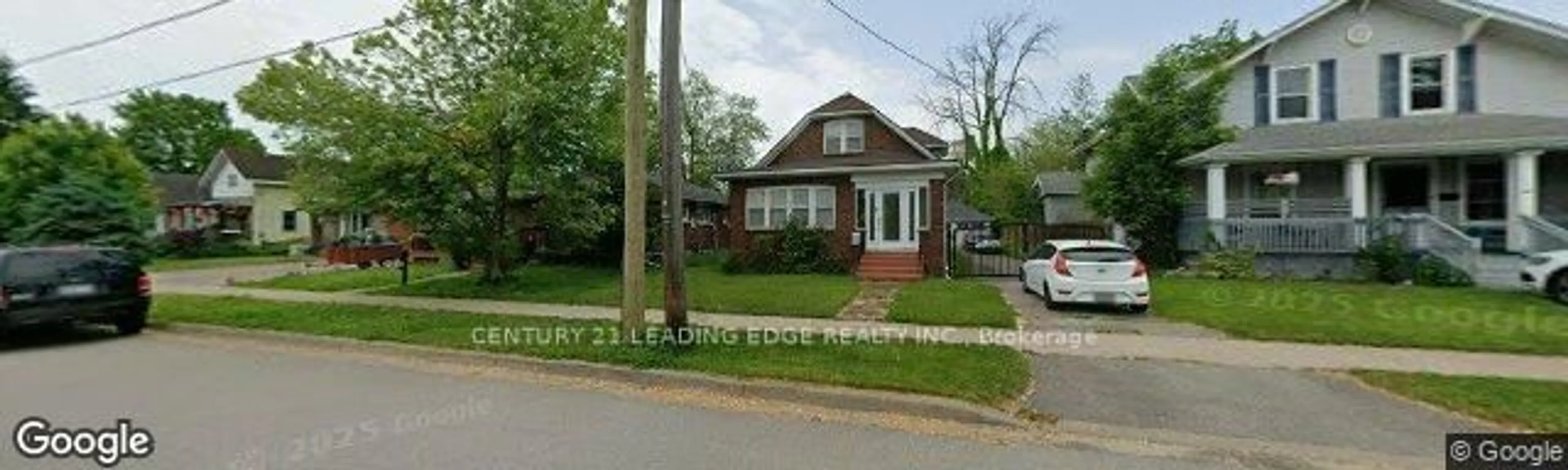 Home with brick exterior material, street for 254 High St, Fort Erie Ontario L2A 3R3