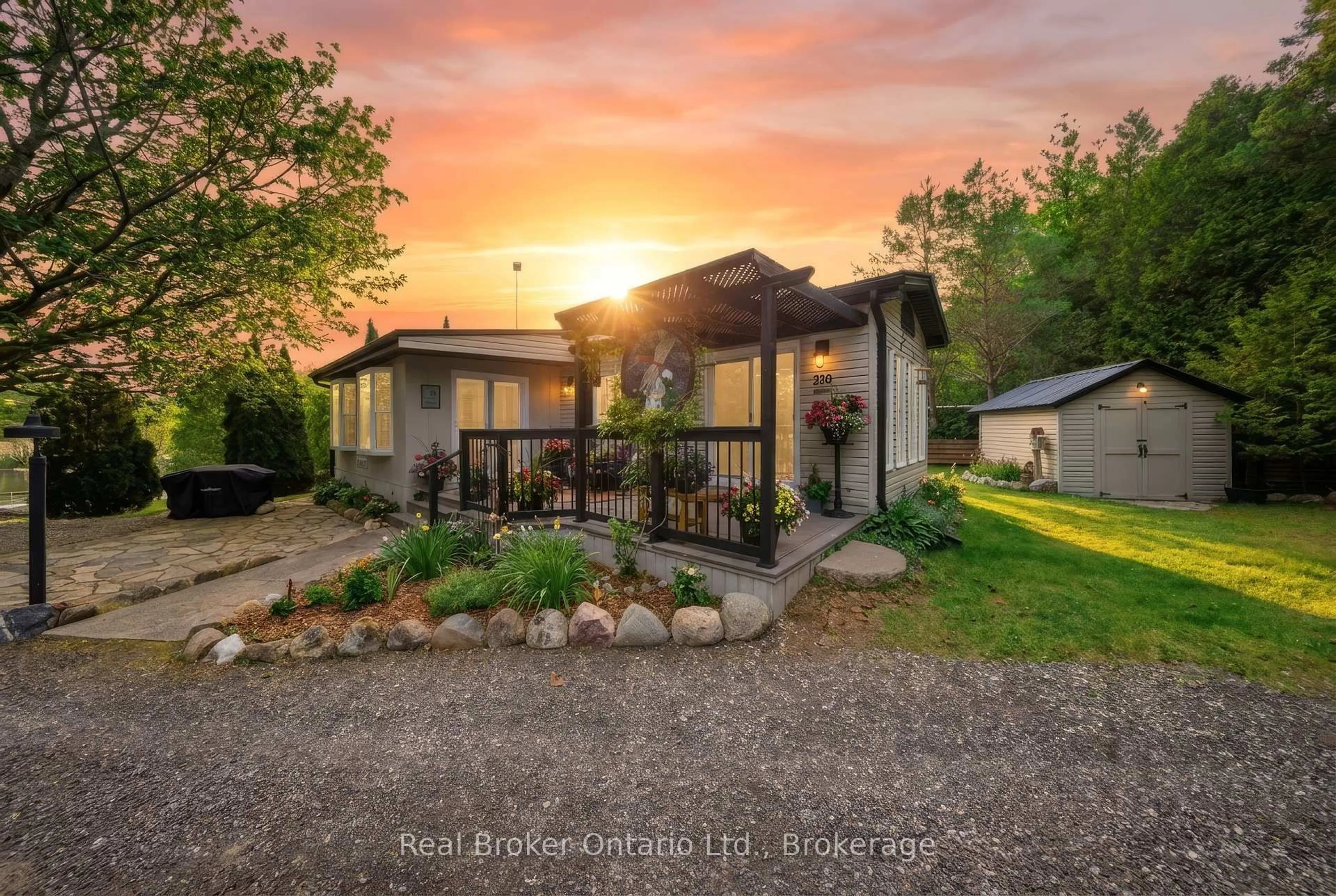 A pic from outside/outdoor area/front of a property/back of a property/a pic from drone, unknown for 230 Mountain Ash Rd, North Dumfries Ontario N0B 1E0