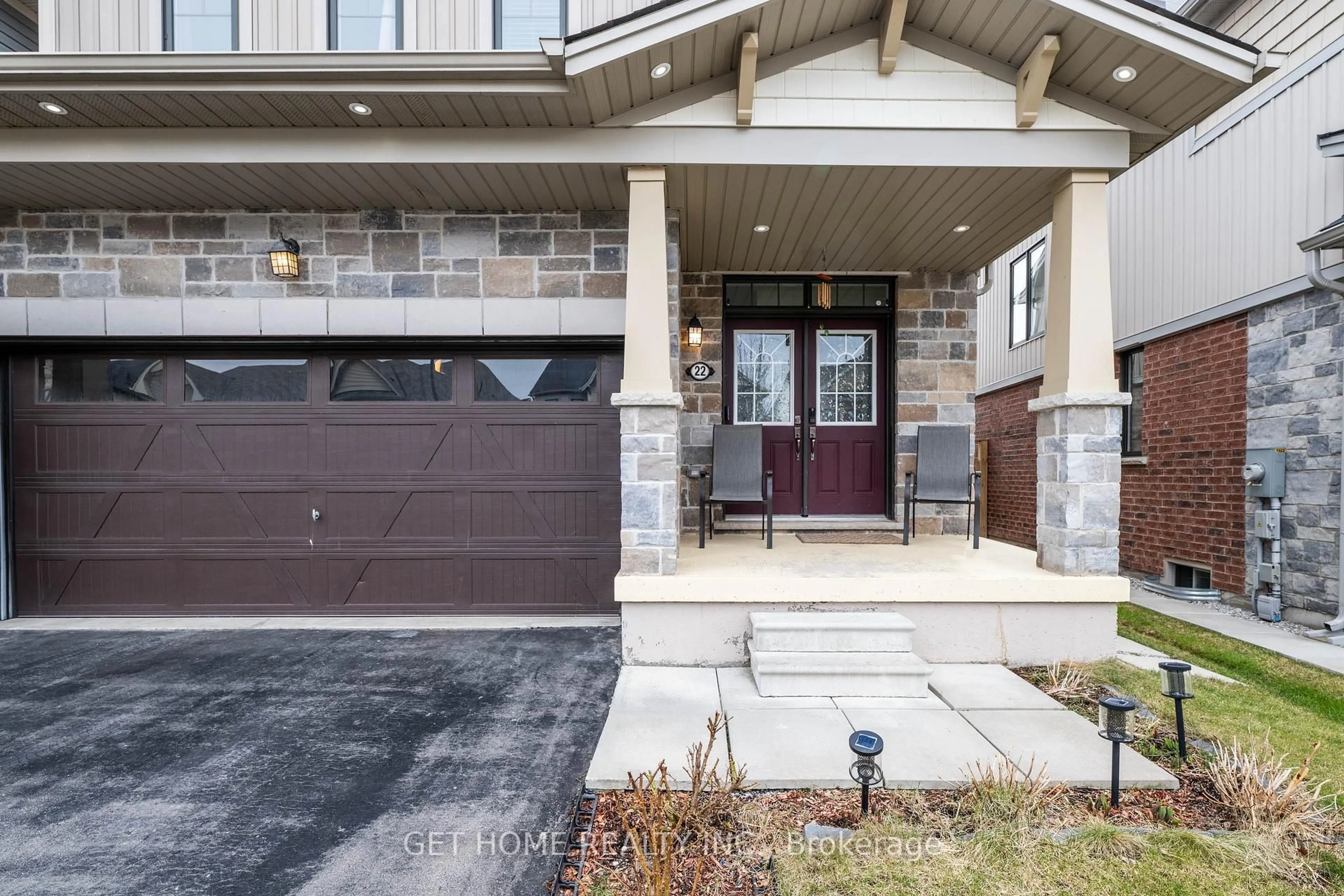 Home with brick exterior material, street for 22 Kelso Dr, Haldimand Ontario N3W 0B7