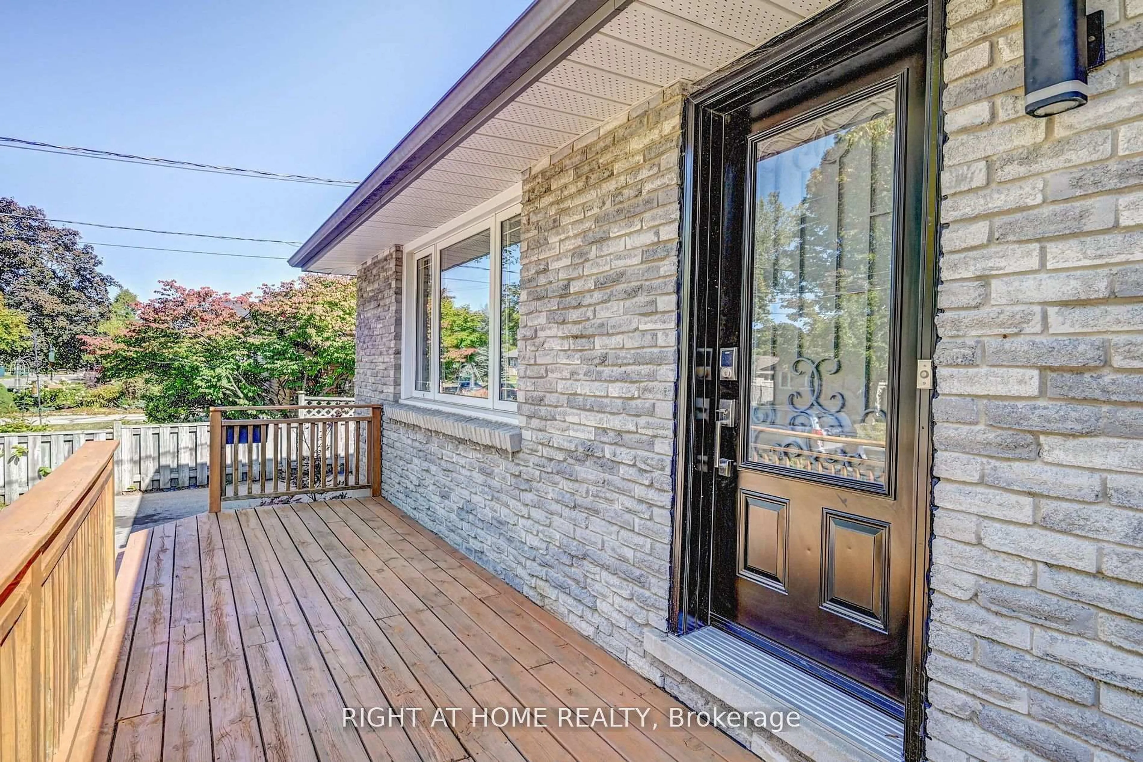 Unknown for 137 Country Club Dr, Guelph Ontario N1E 3K8