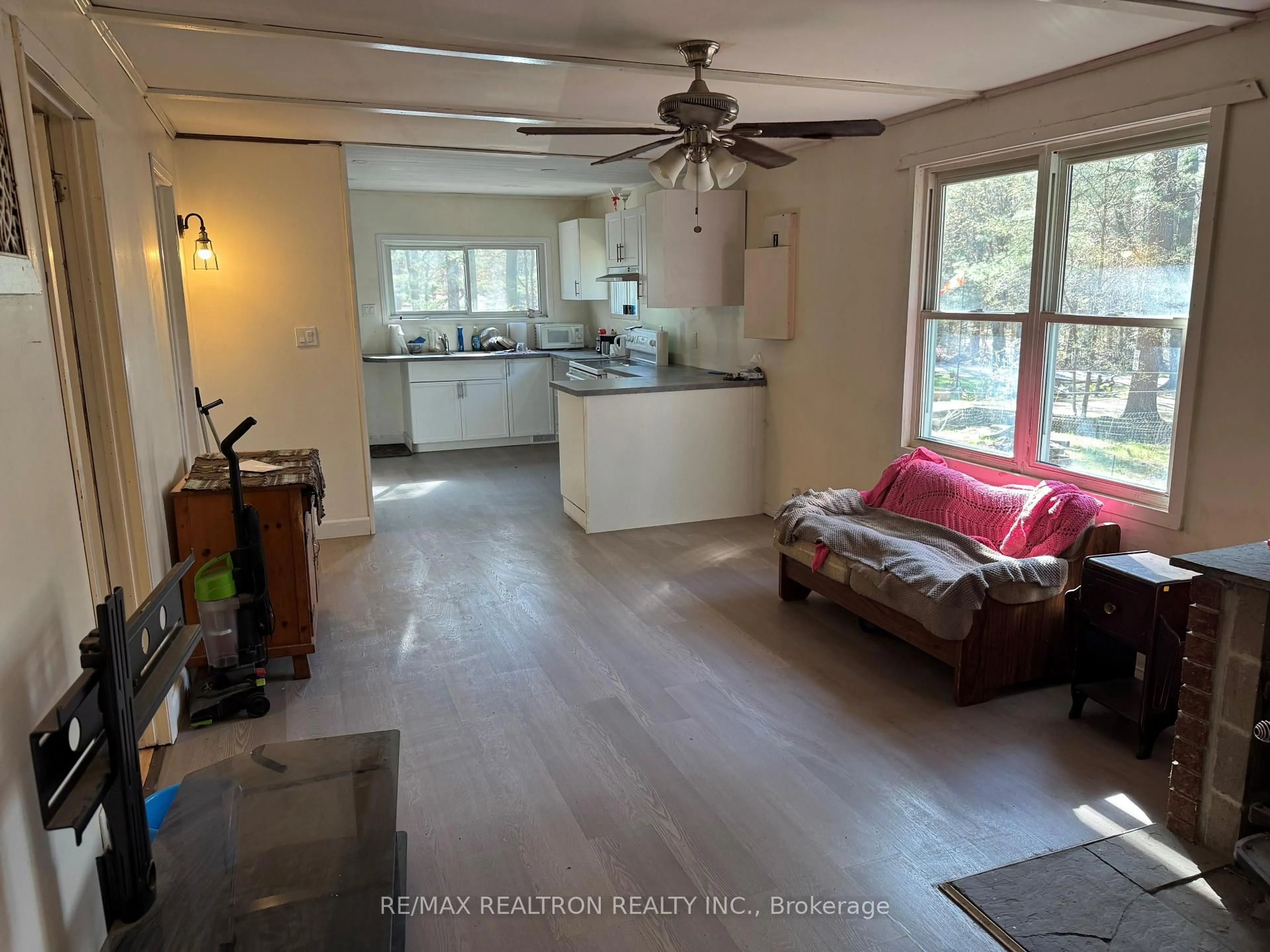 Unknown for 1080 Four Seasons Rd, Gravenhurst Ontario P0E 1N0