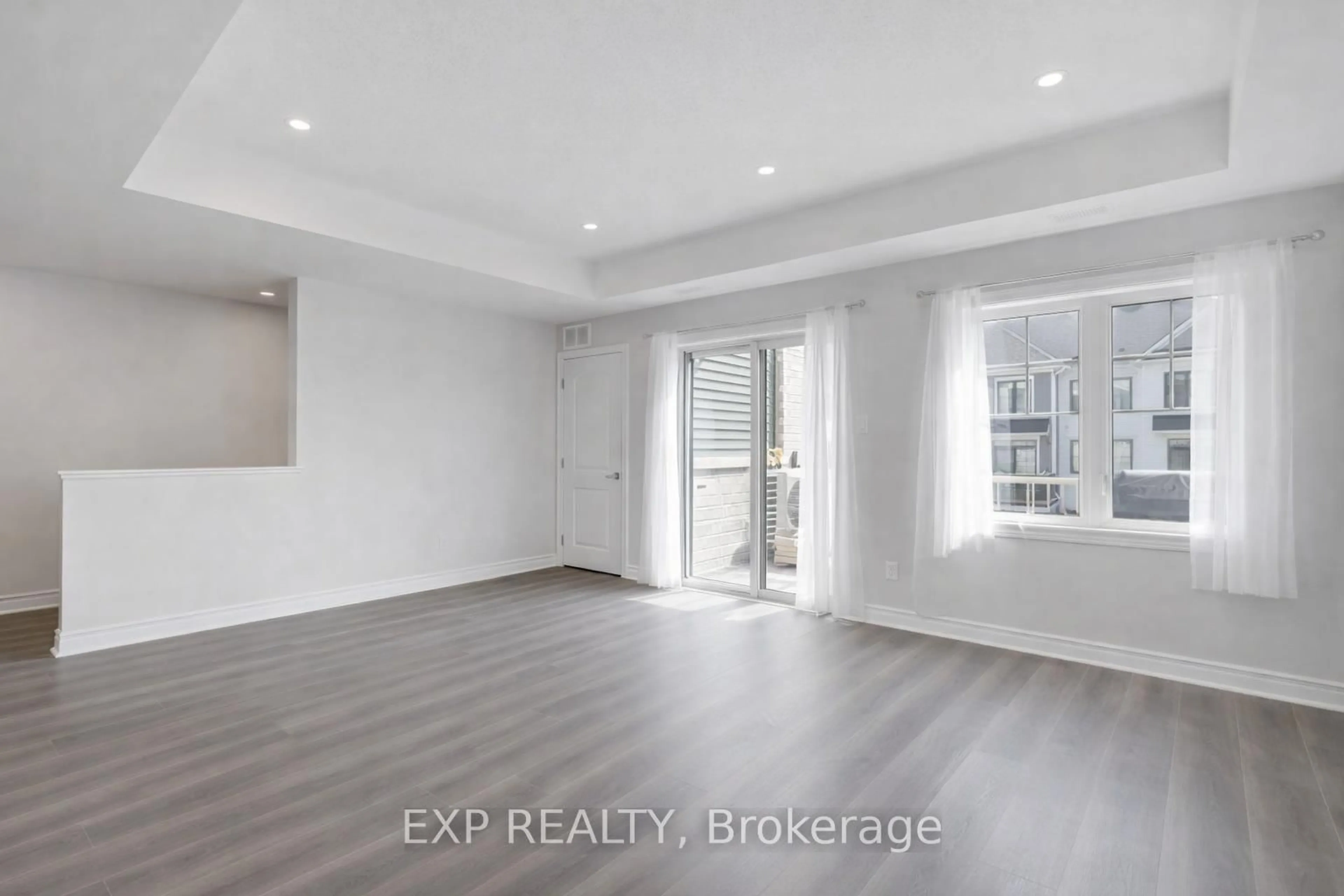 A pic of a room for 757 Chromite Private, Ottawa Ontario K2J 7J2