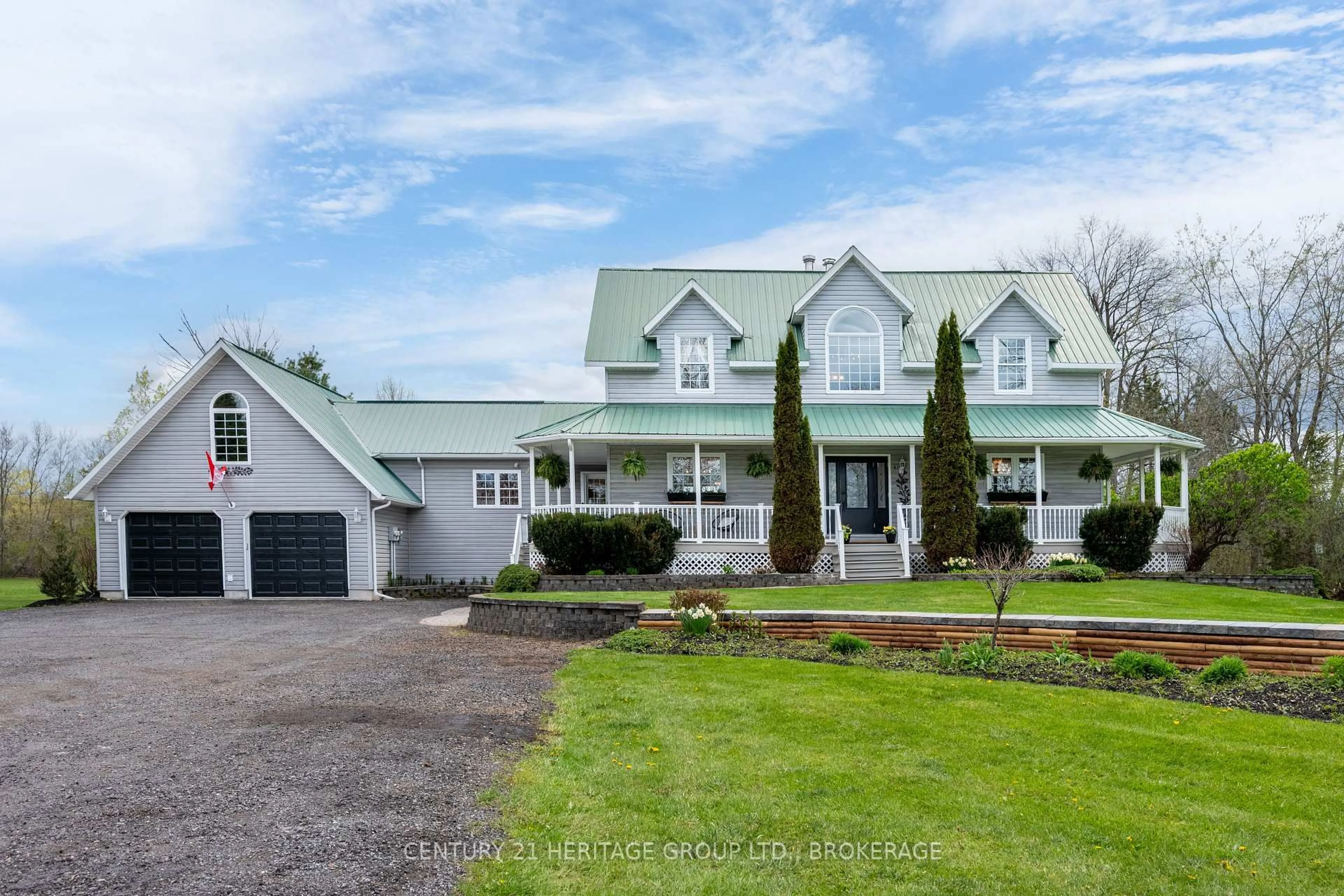 A pic from outside/outdoor area/front of a property/back of a property/a pic from drone, street for 5216 Bradford Rd, Harrowsmith Ontario K0H 1V0