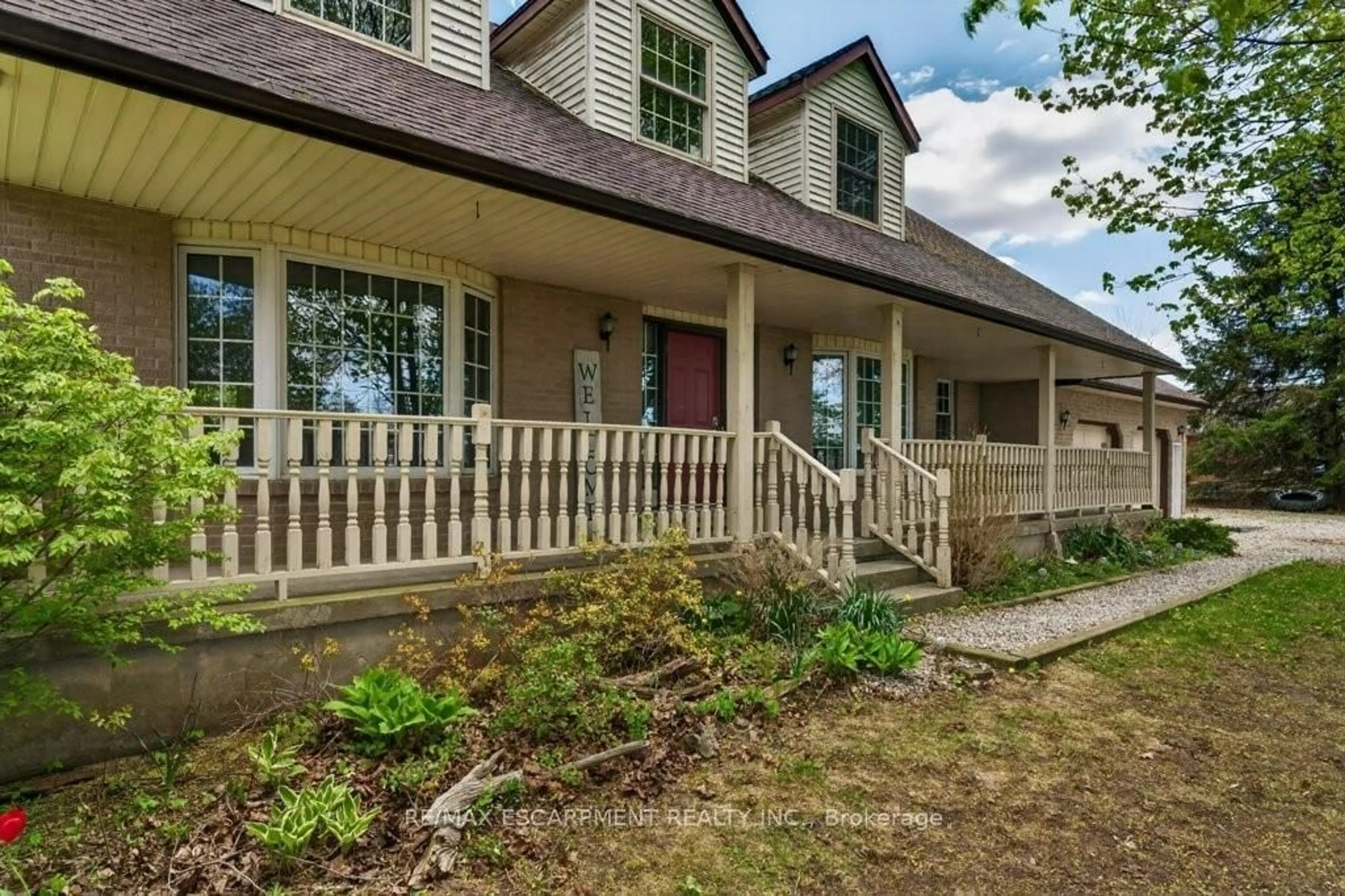Home with vinyl exterior material, unknown for 16 MARSHAGEN Rd, Haldimand Ontario N1A 2W2