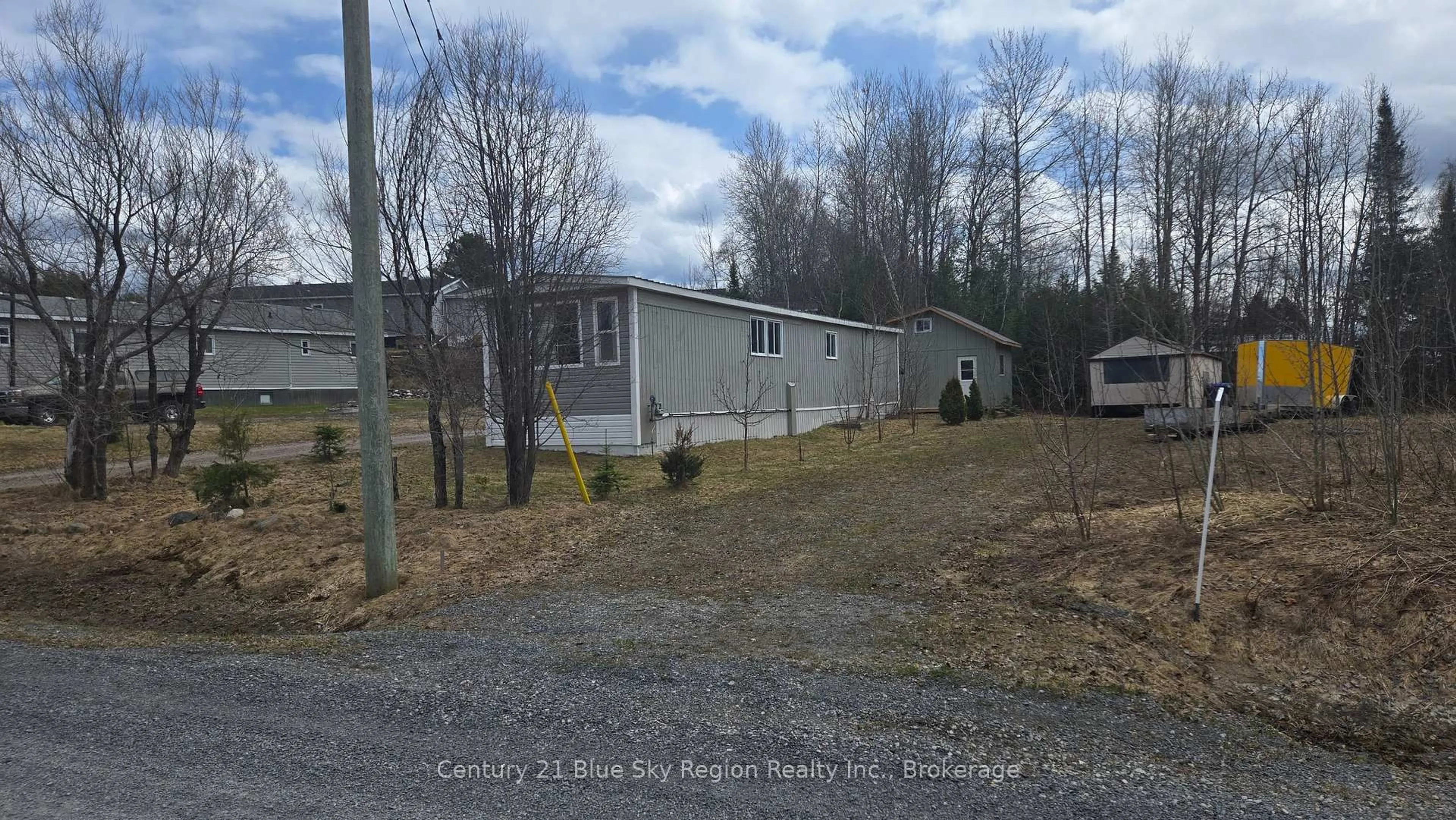Unknown for 5 HILLCREST Dr, Temagami Ontario P0H 2H0