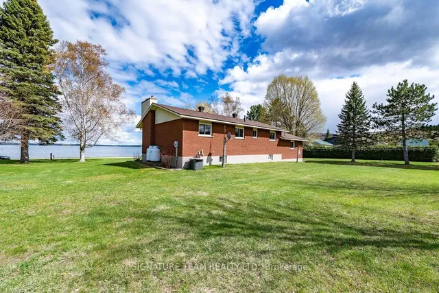 1039 Lake Clear Rd, Eganville 4