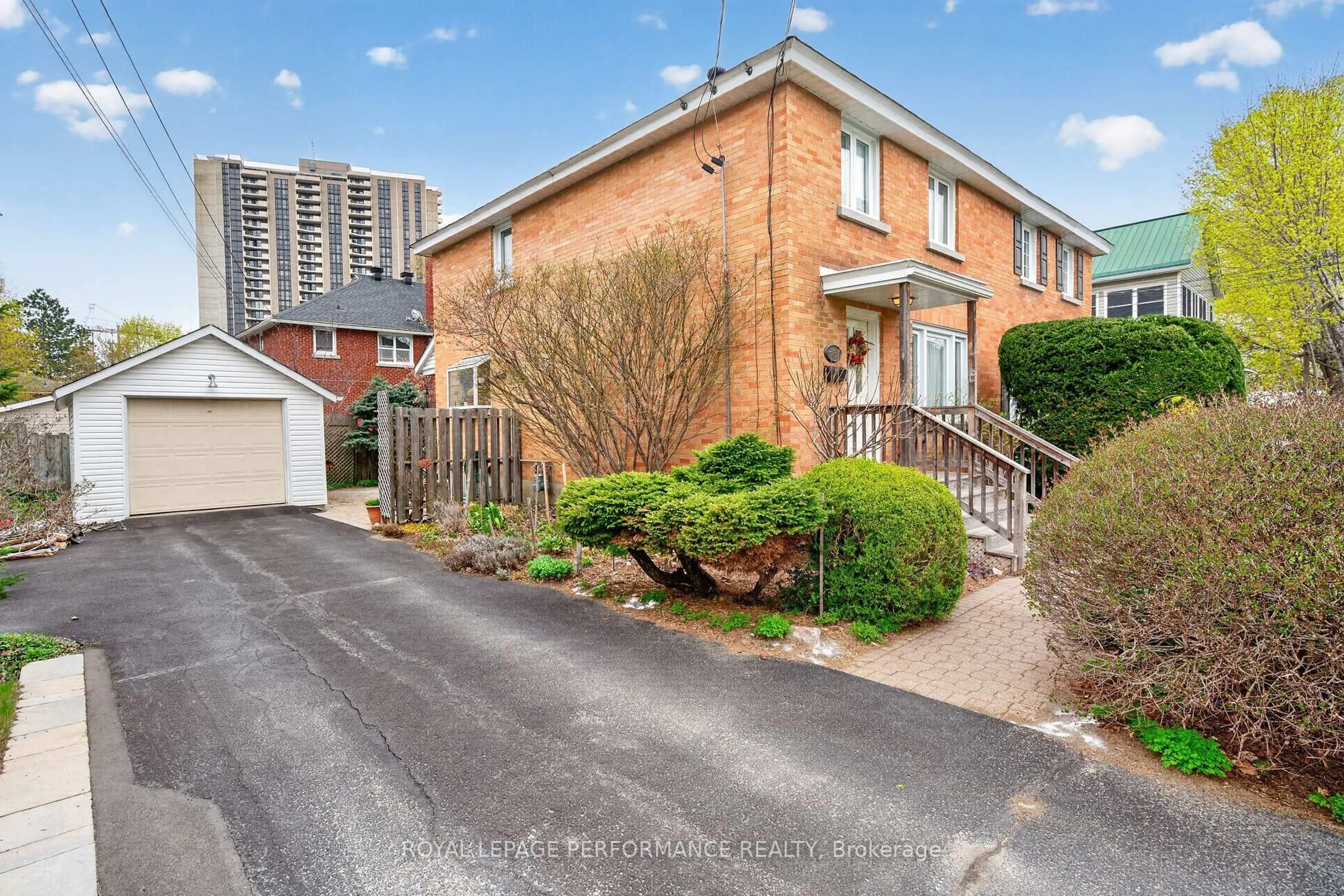 A pic from outside/outdoor area/front of a property/back of a property/a pic from drone, street for 176 Compton Ave, Ottawa Ontario K2B 5A7