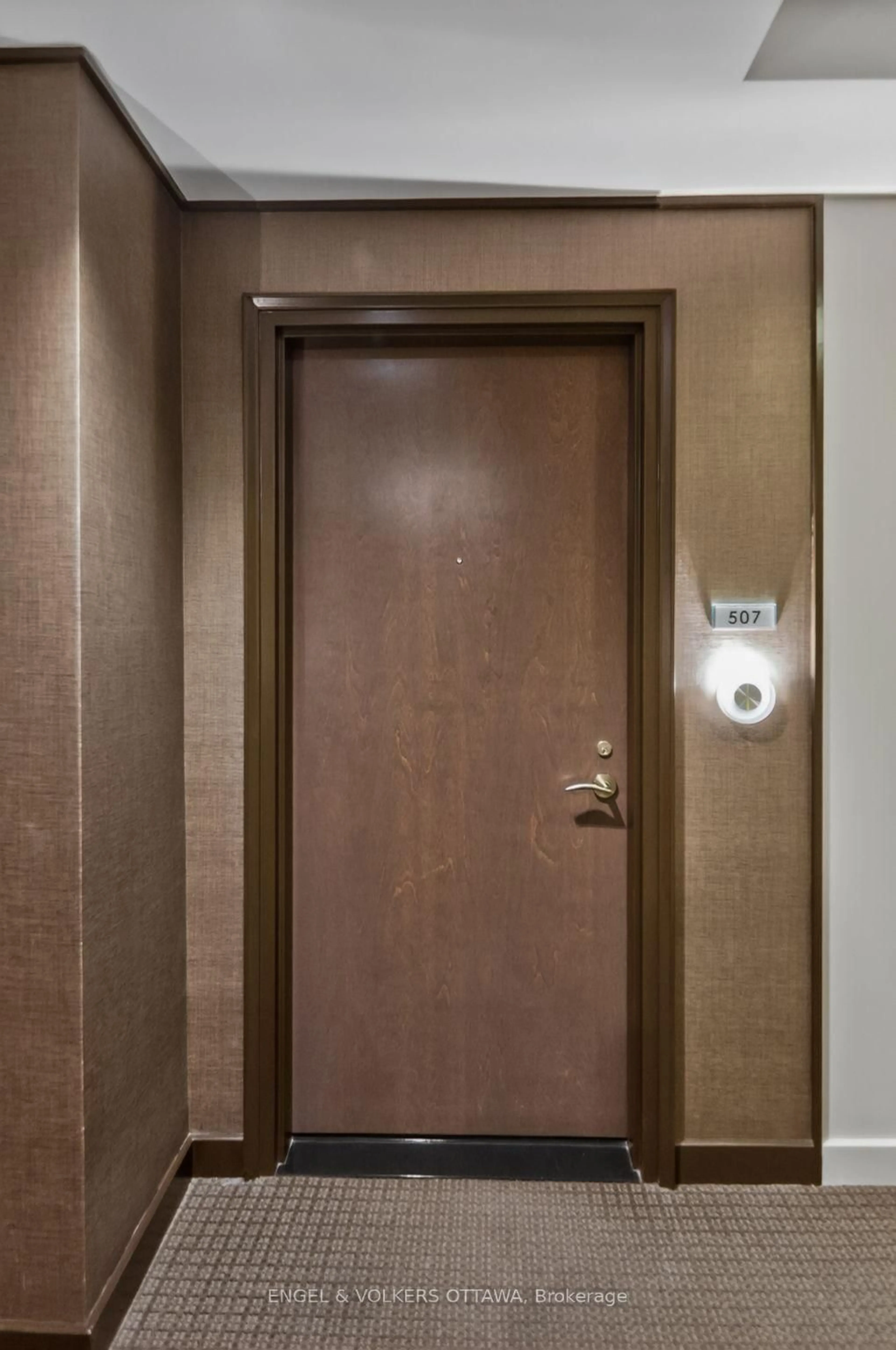 Unknown for 108 Richmond Rd #507, Ottawa Ontario K1Z 6V9