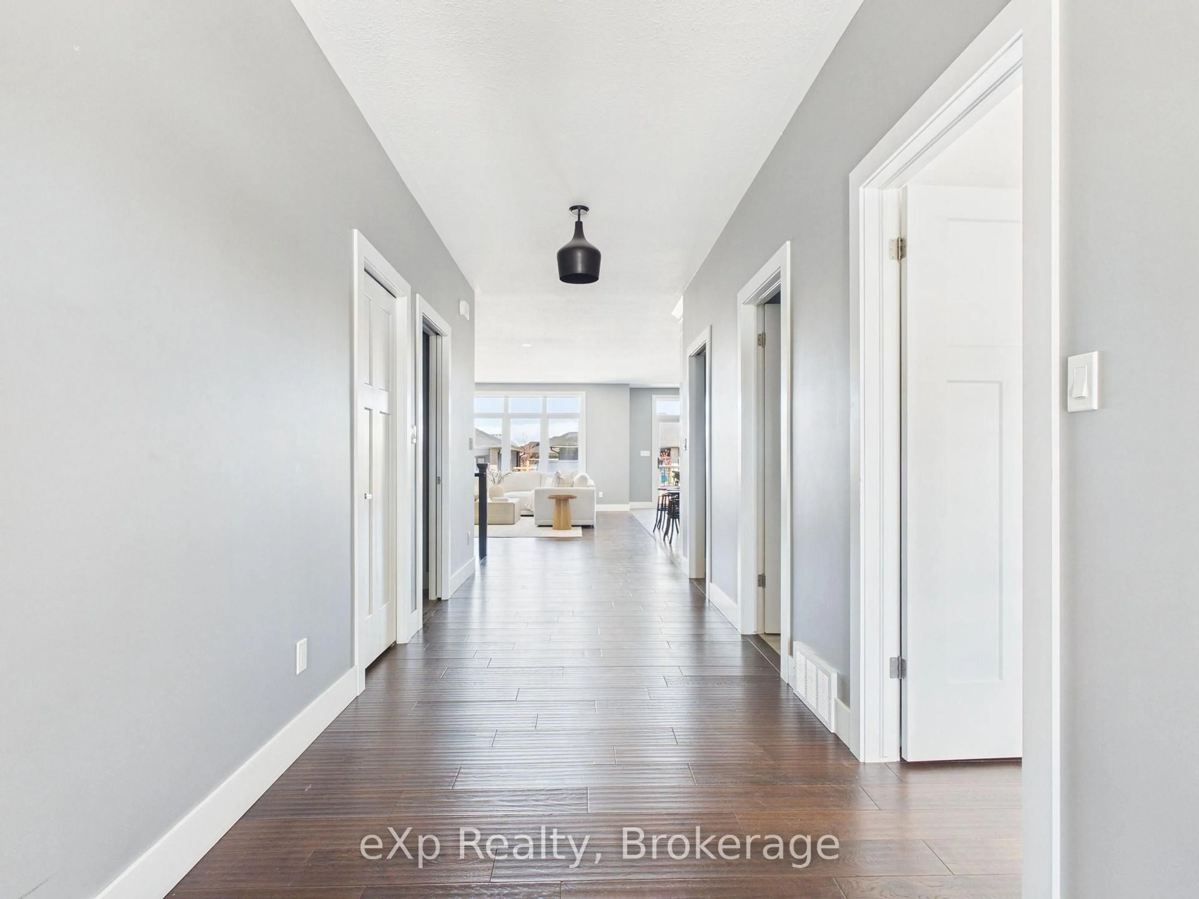 Indoor entryway for 269 Summerside Pl, Saugeen Shores Ontario N0H 2C2