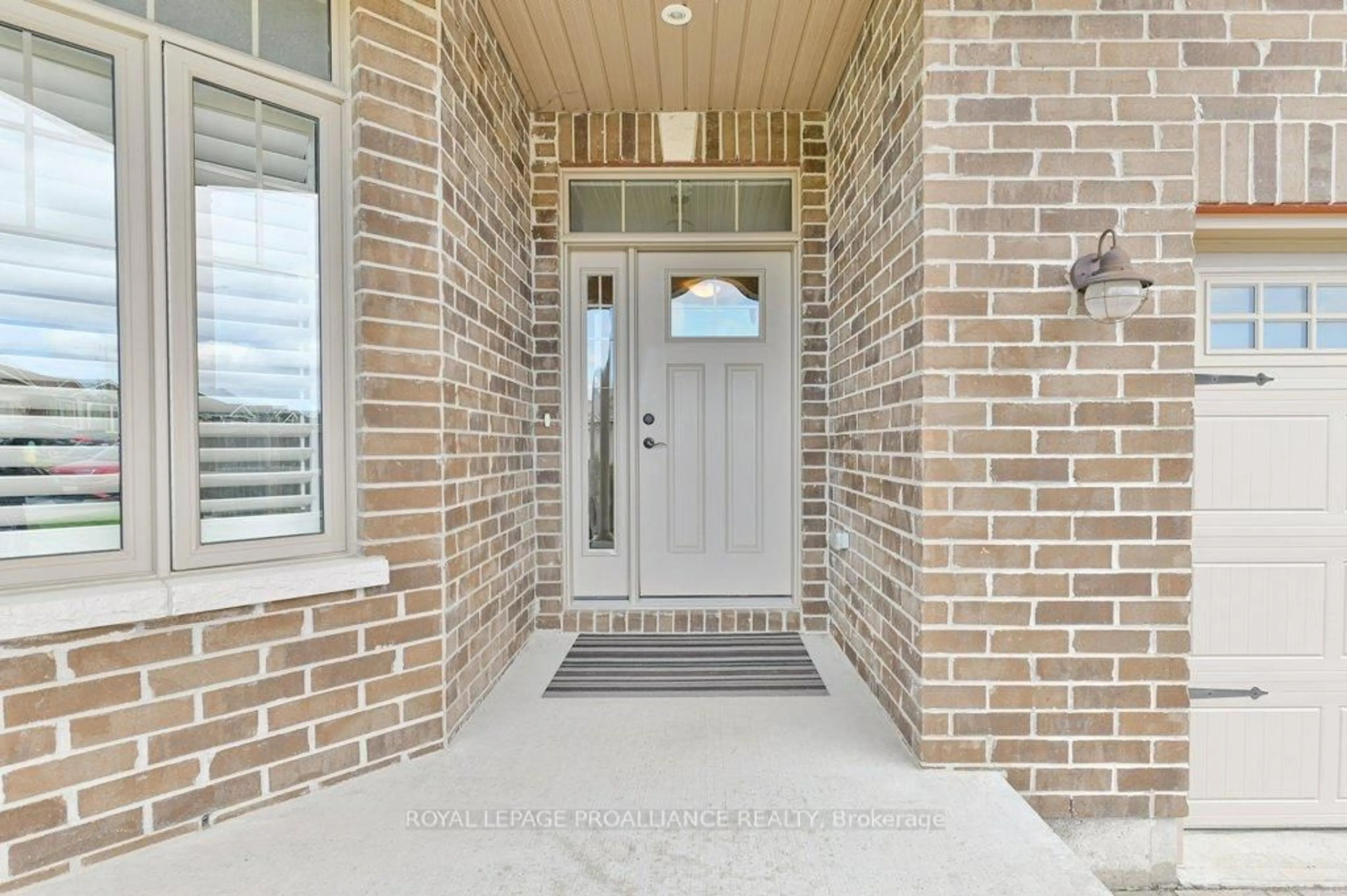 Indoor entryway for 9 Kipling Dr, Belleville Ontario K8N 0C9