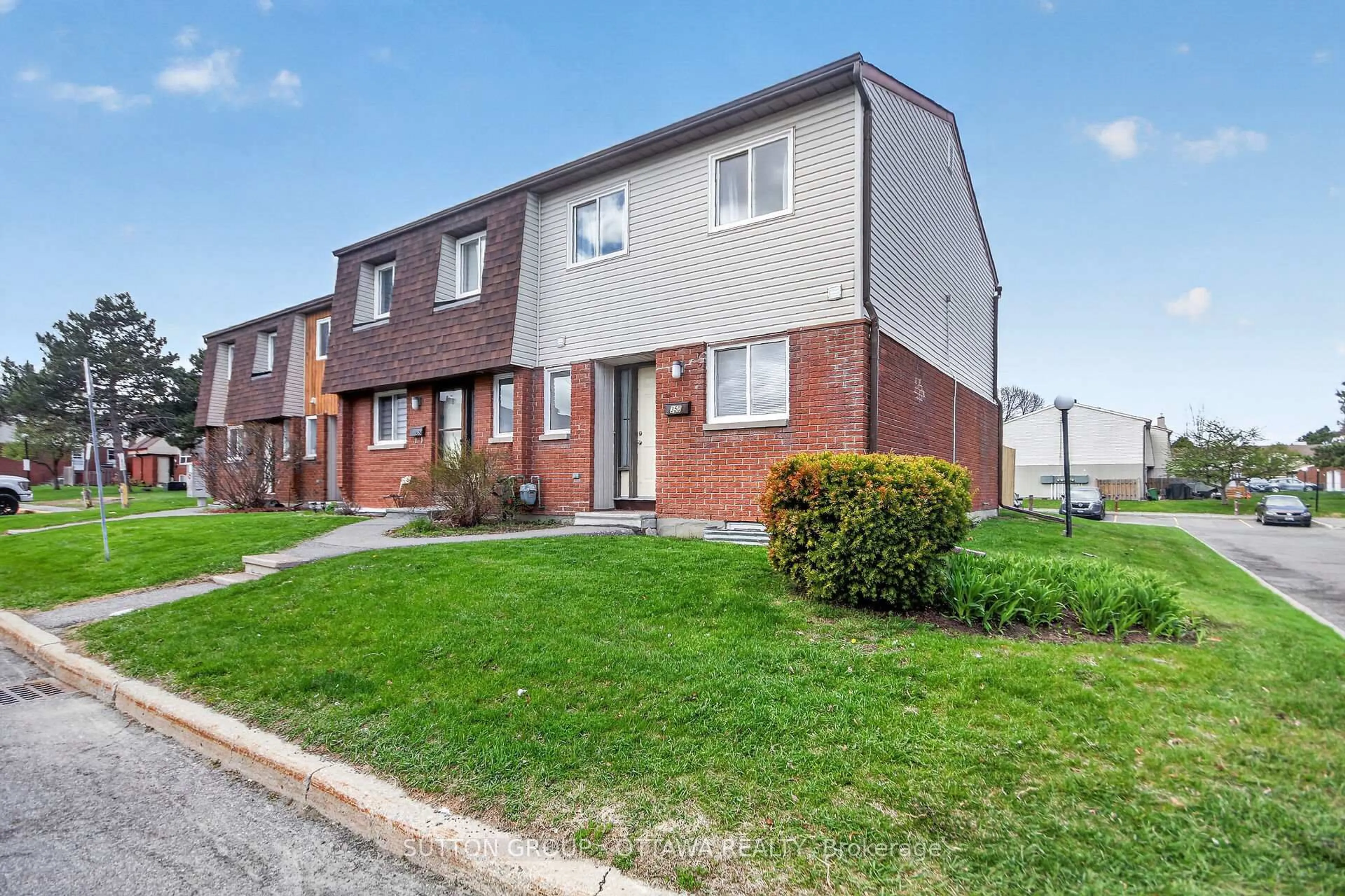 Unknown for 35D Woodvale Green #79, Ottawa Ontario K2G 4H3