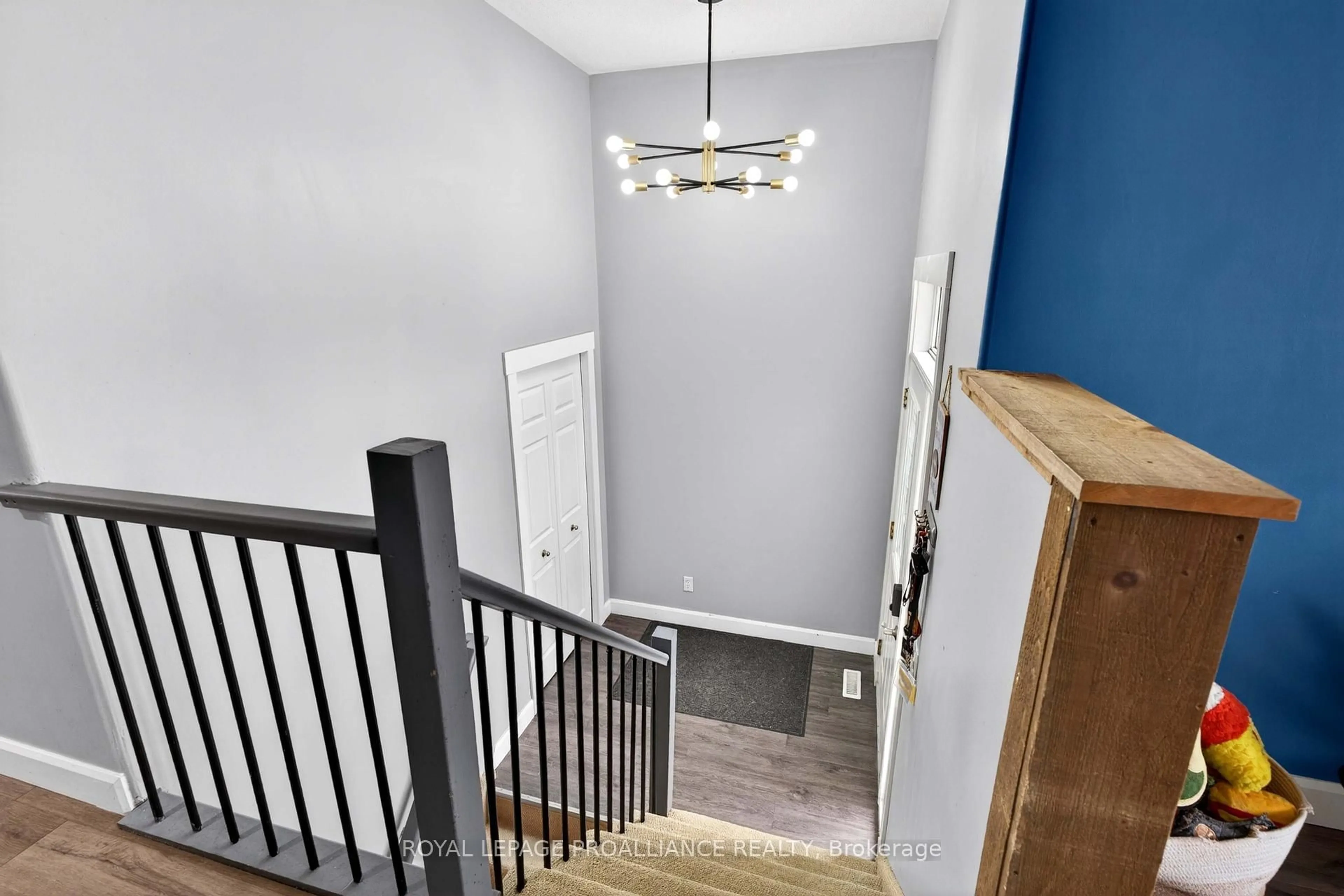 Unknown for 733 Tanner Dr, Kingston Ontario K7M 8Y2
