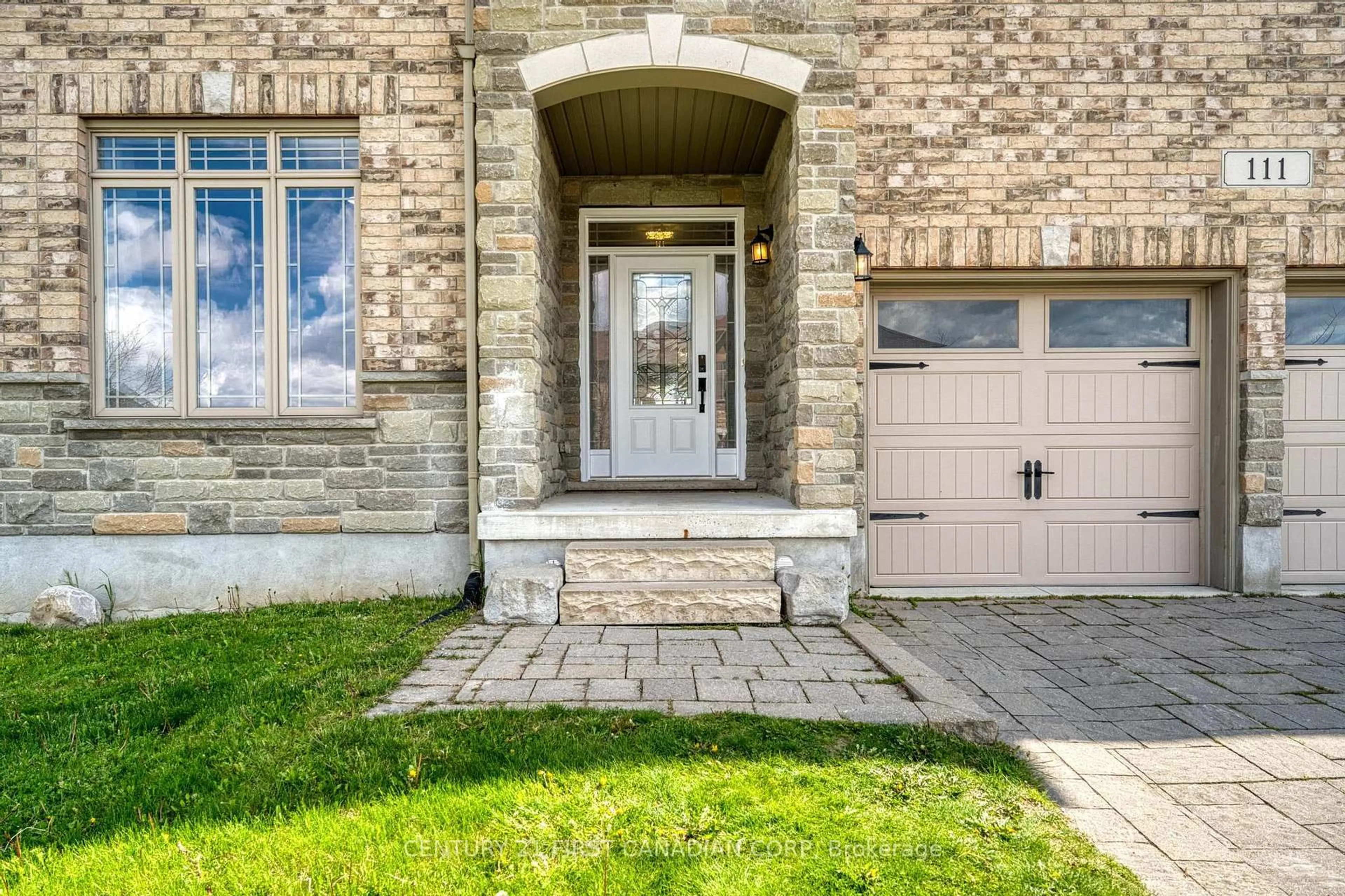 Unknown for 111 Bradwell Chse, London North Ontario N6G 0P3