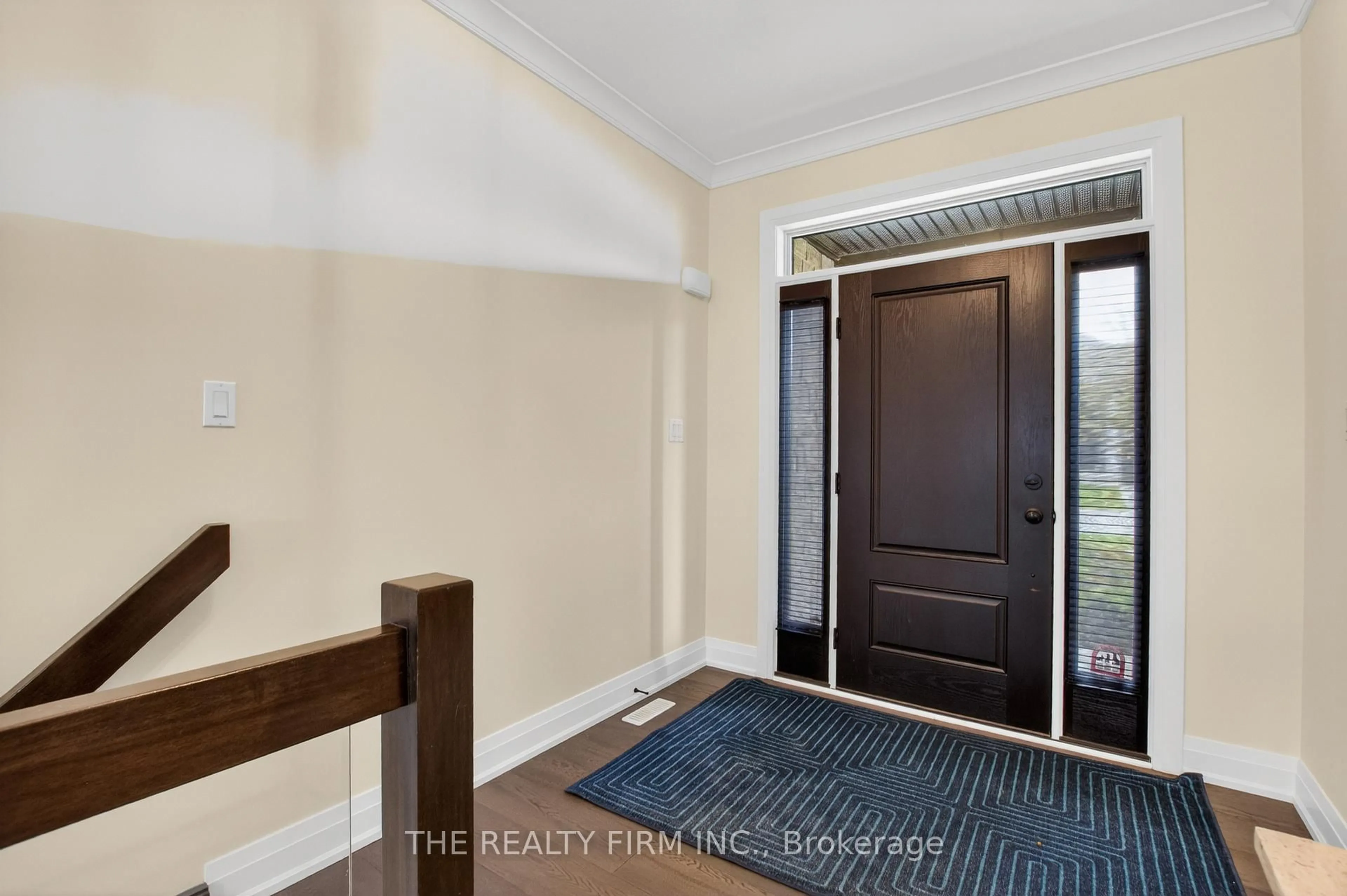 Indoor entryway for 95 Mayapple Cres, Middlesex Centre Ontario N0M 2A0