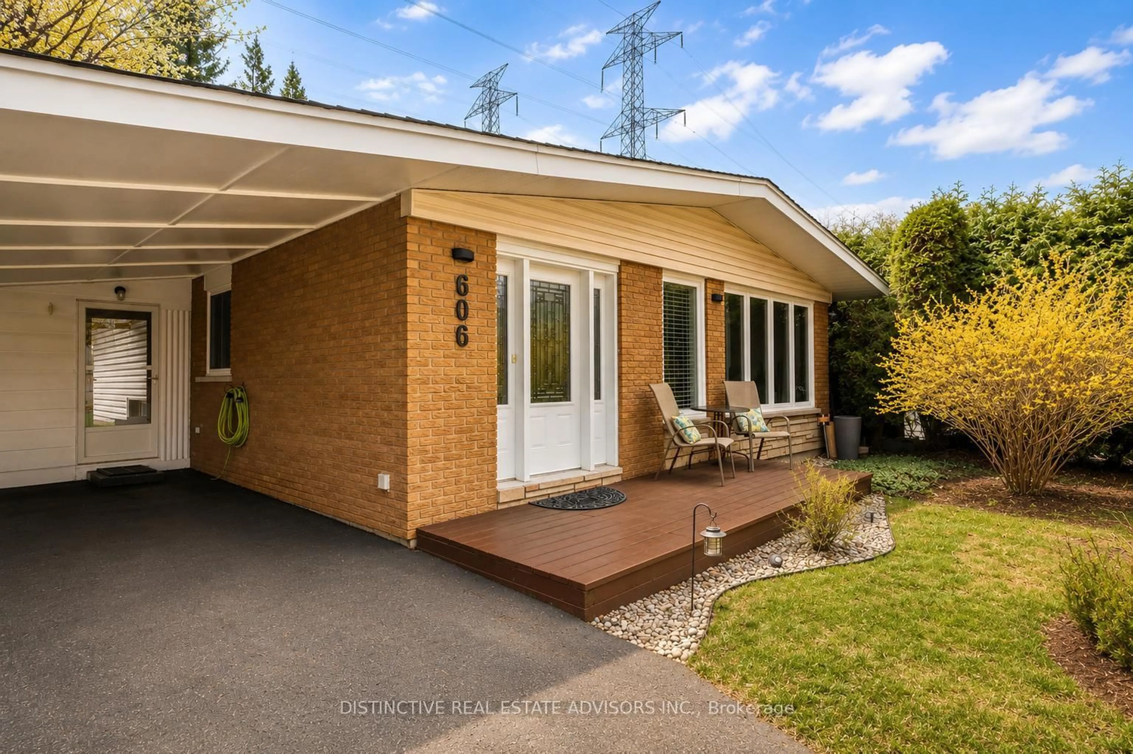 Home with brick exterior material, street for 606 Dickinson Ave, Ottawa Ontario K1V 7J4