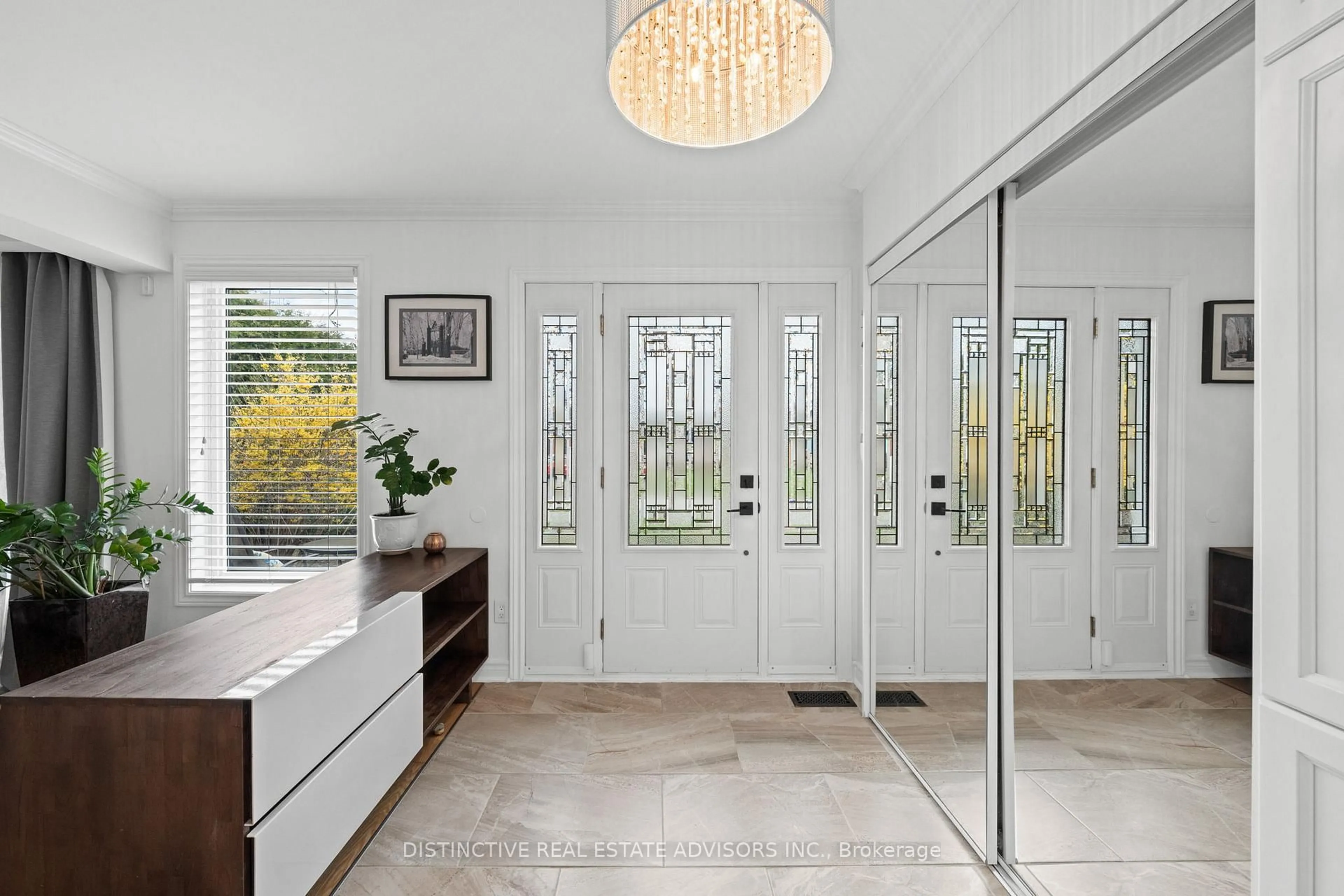 Contemporary bathroom, ceramic/tile floor for 606 Dickinson Ave, Ottawa Ontario K1V 7J4