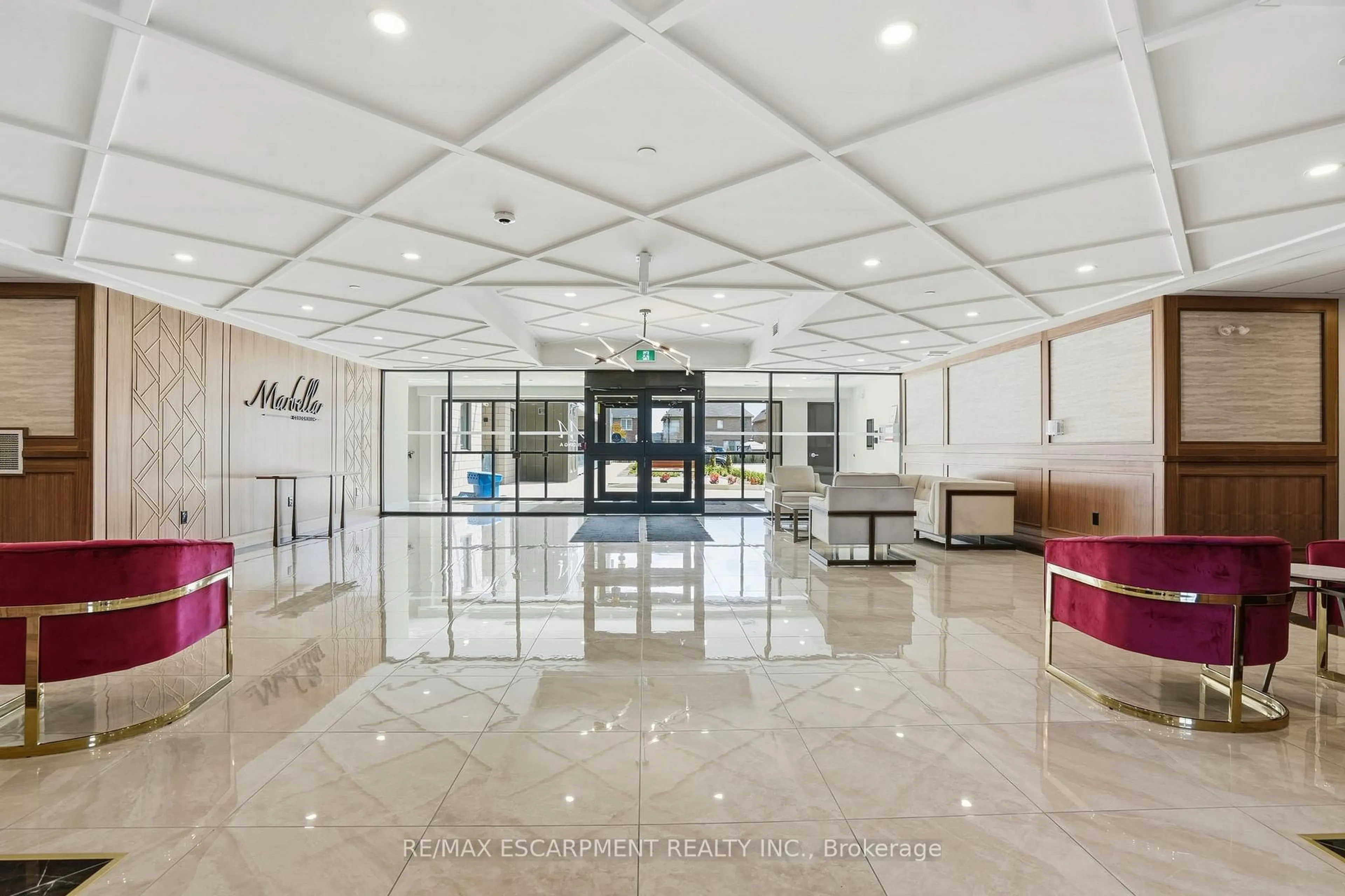 Lobby for 7549B Kalar Rd #314, Niagara Falls Ontario L2H 3W7