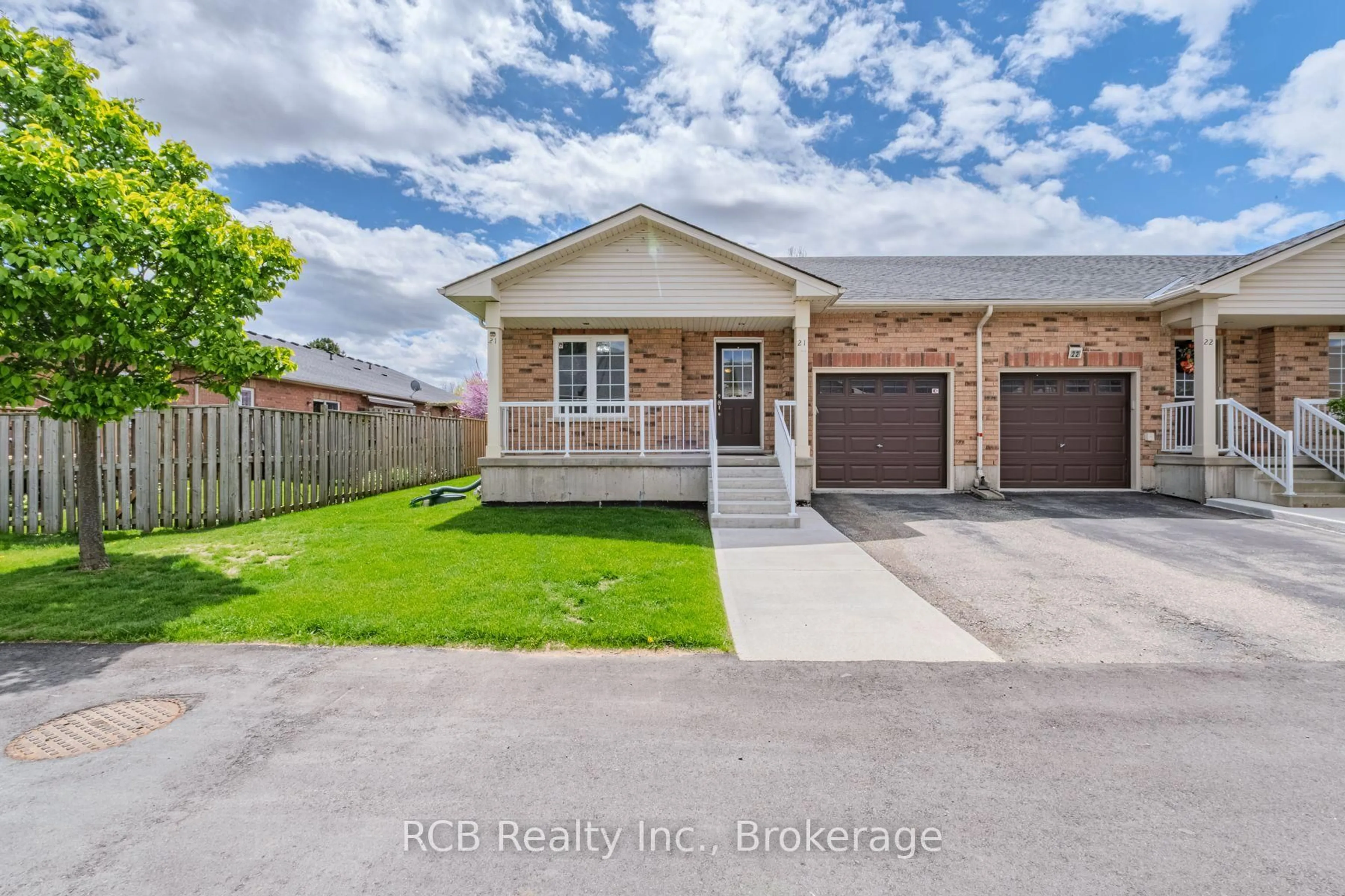 Home with brick exterior material, street for 54 Garden Ave #21, Brantford Ontario N3S 0A1