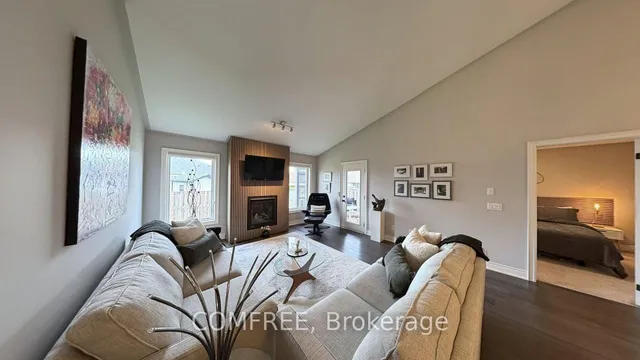 3958 Lower Coach Rd, Fort Erie 5