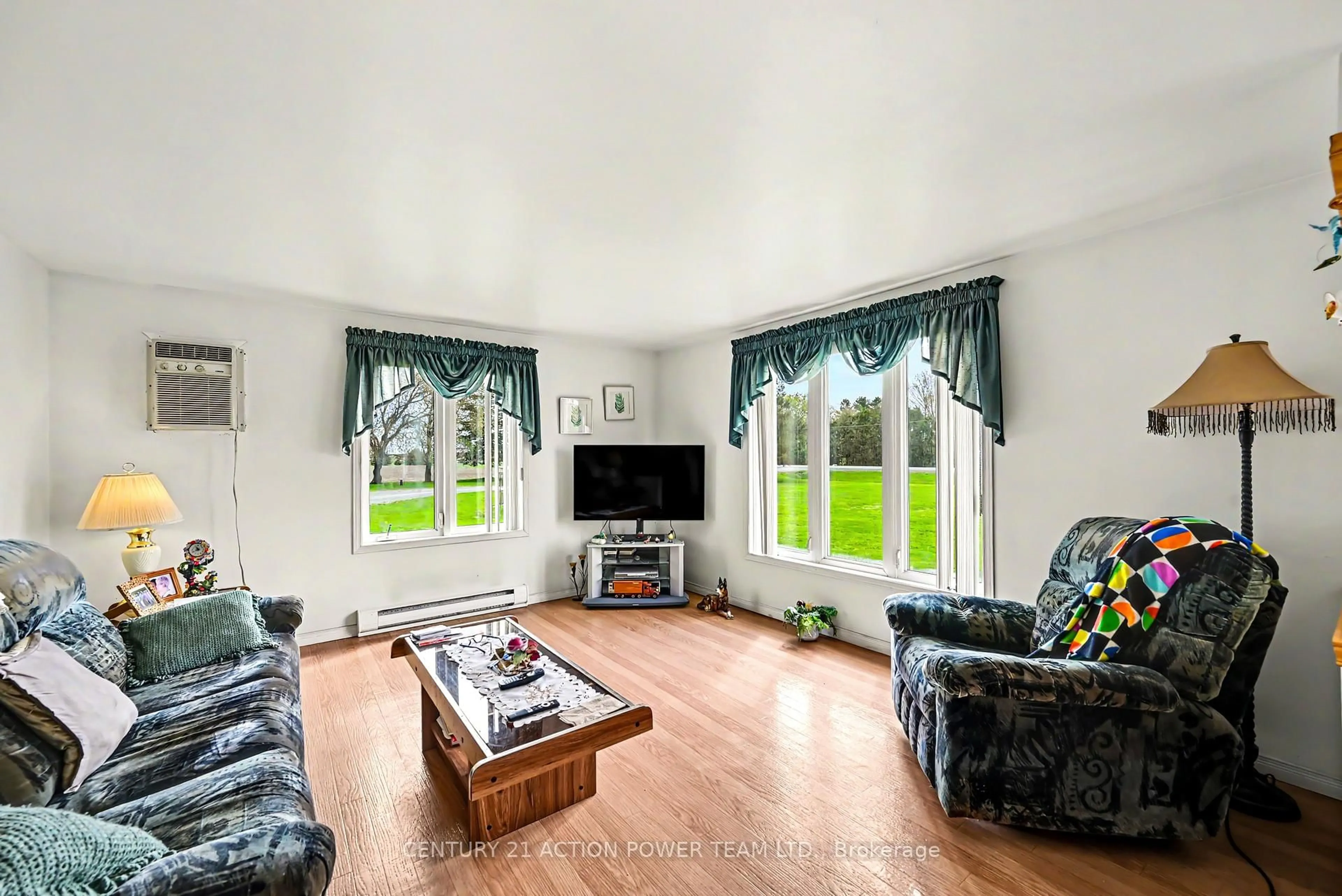 Living room with furniture, unknown for 15981 County Rd 6 Rd, North Stormont Ontario K0C 1W0