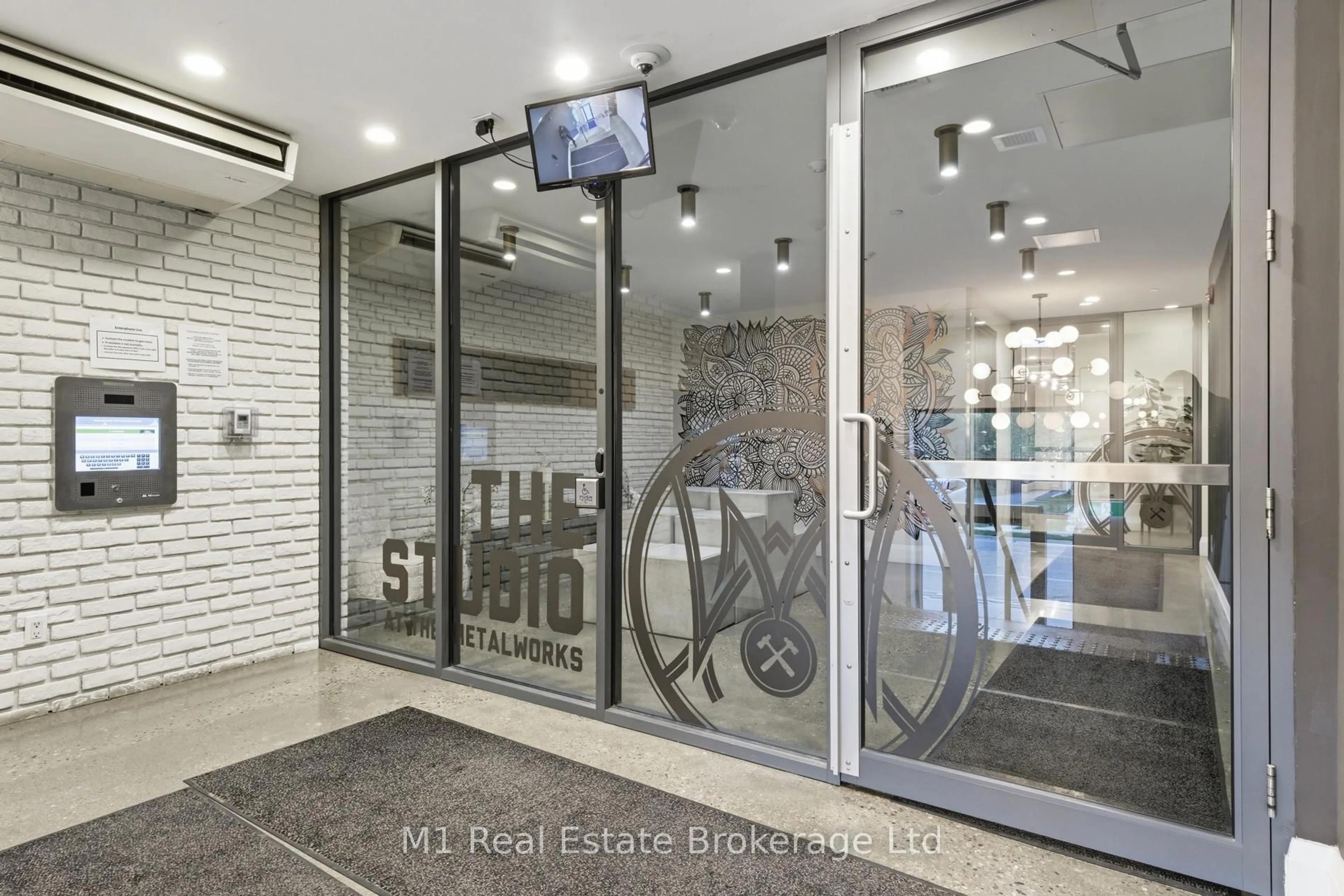 Indoor foyer for 63 Arthur St #705, Guelph Ontario N1E 0P5