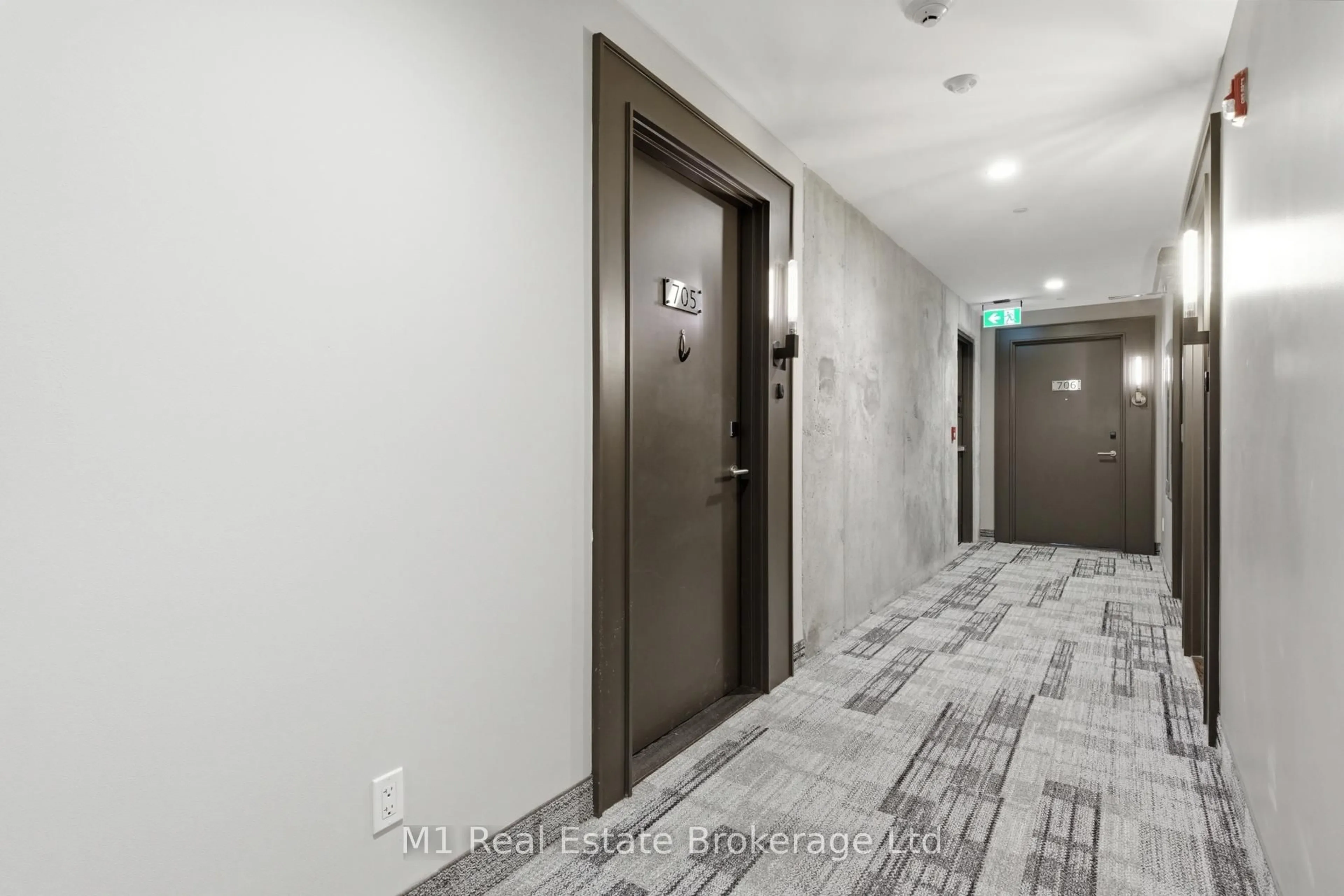 Indoor foyer for 63 Arthur St #705, Guelph Ontario N1E 0P5