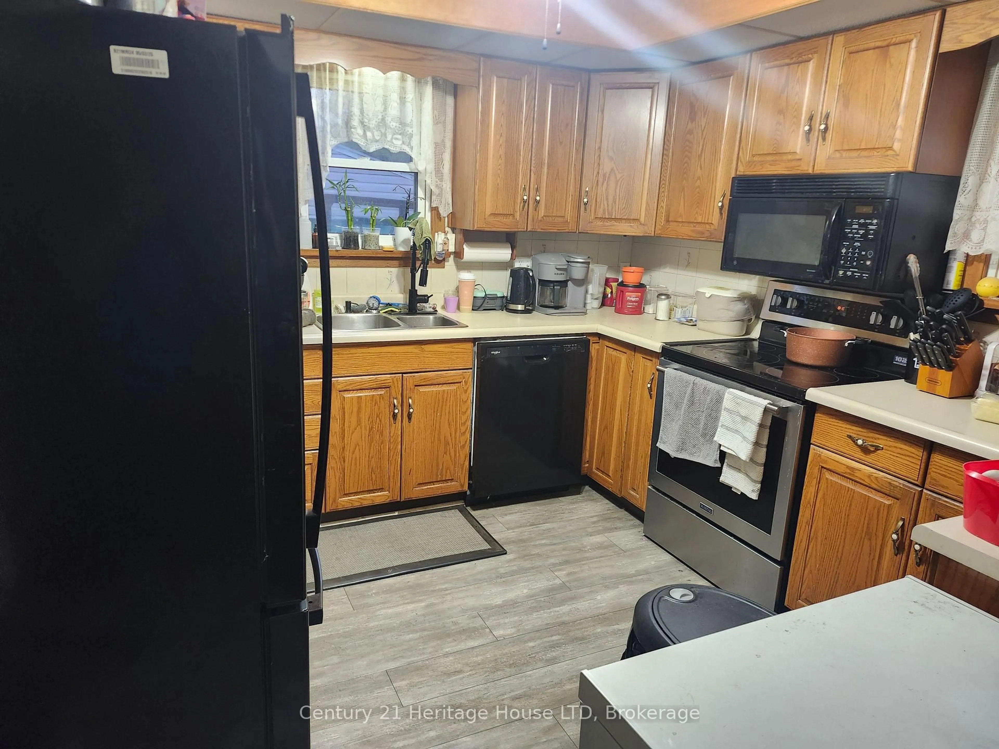 Unknown for 360 Emerick Ave, Fort Erie Ontario L2A 2W9
