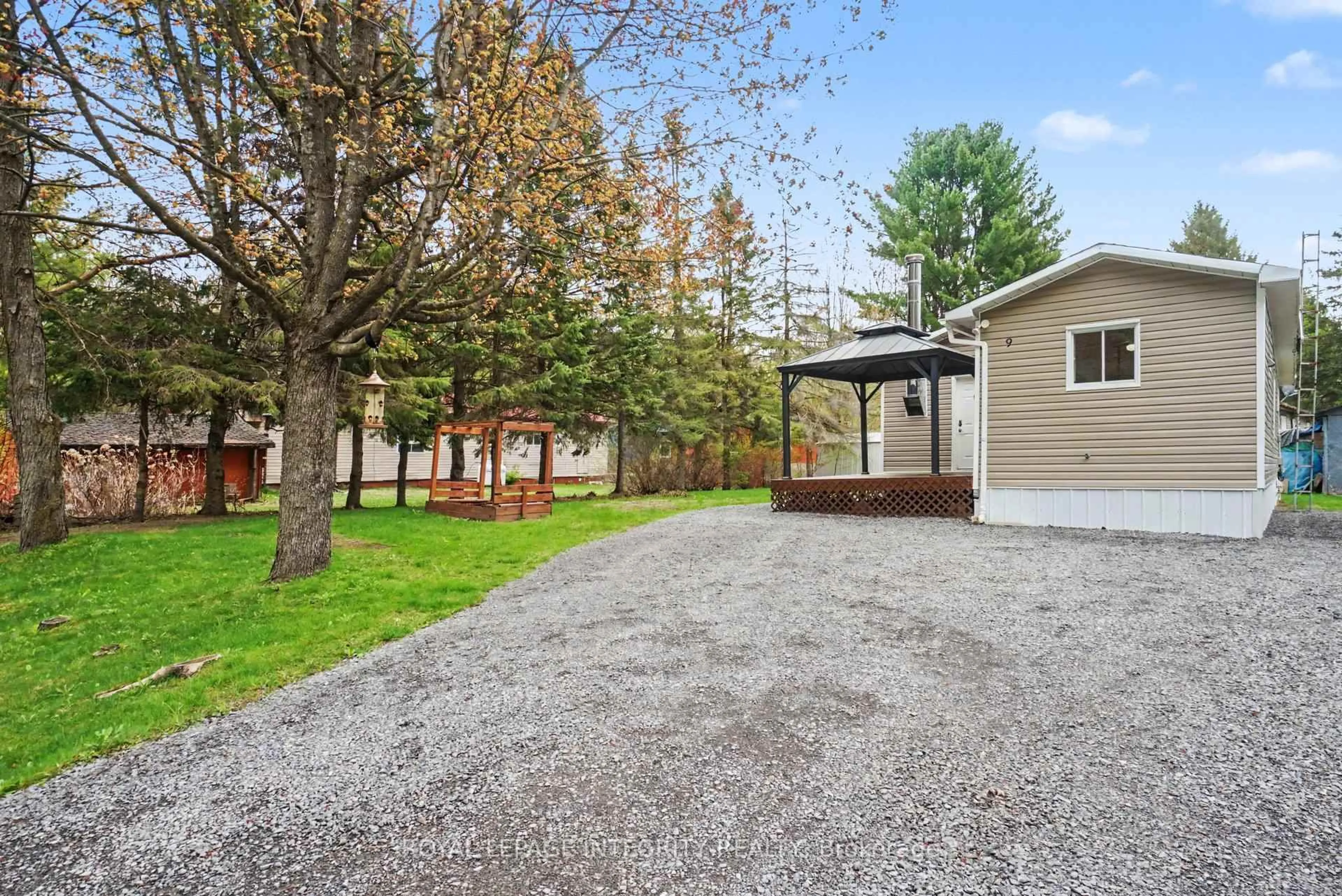 Patio, street for 1210 St Felix Rd #9, Clarence-Rockland Ontario K0A 2A0