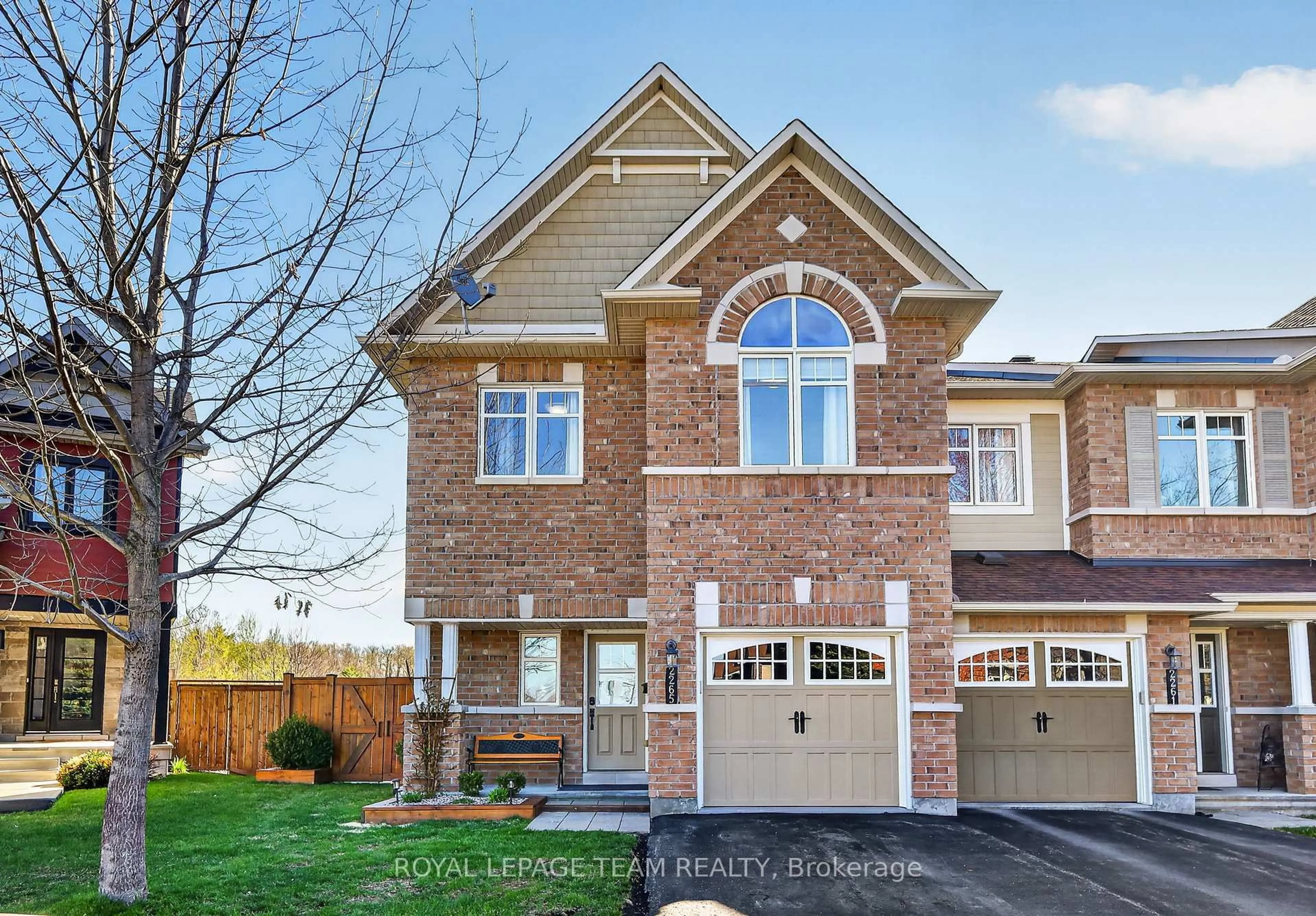 Home with brick exterior material, street for 2265 Marble Cres, Clarence-Rockland Ontario K4K 0G9