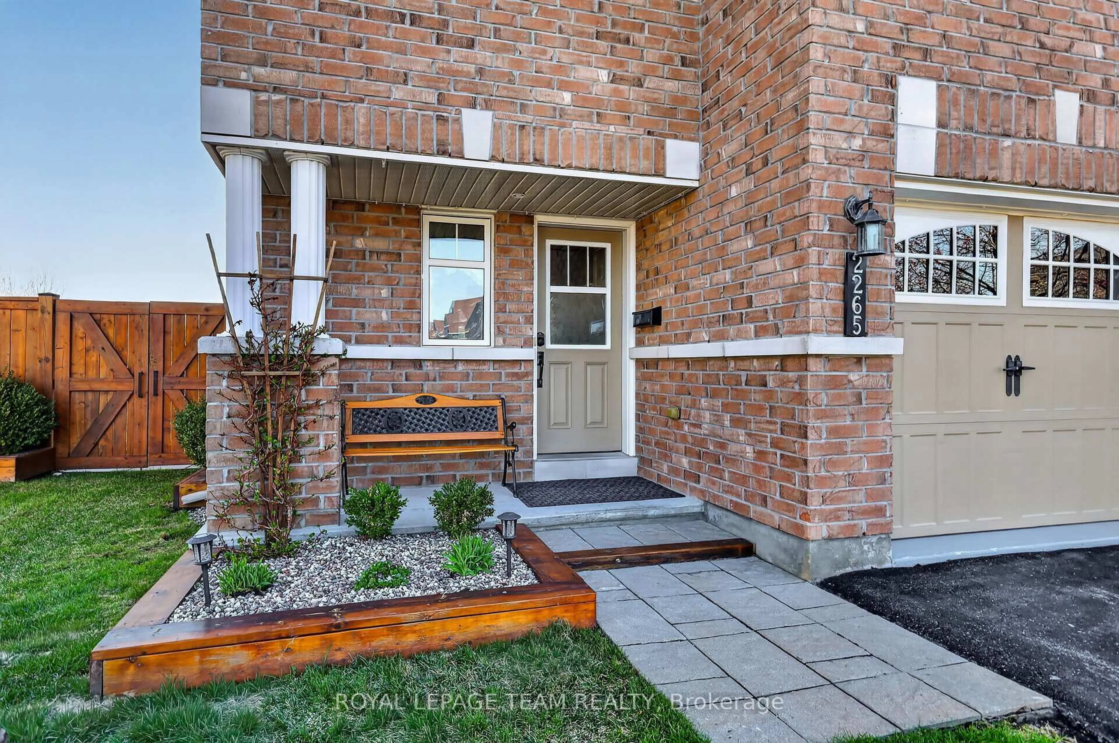 Unknown for 2265 Marble Cres, Clarence-Rockland Ontario K4K 0G9