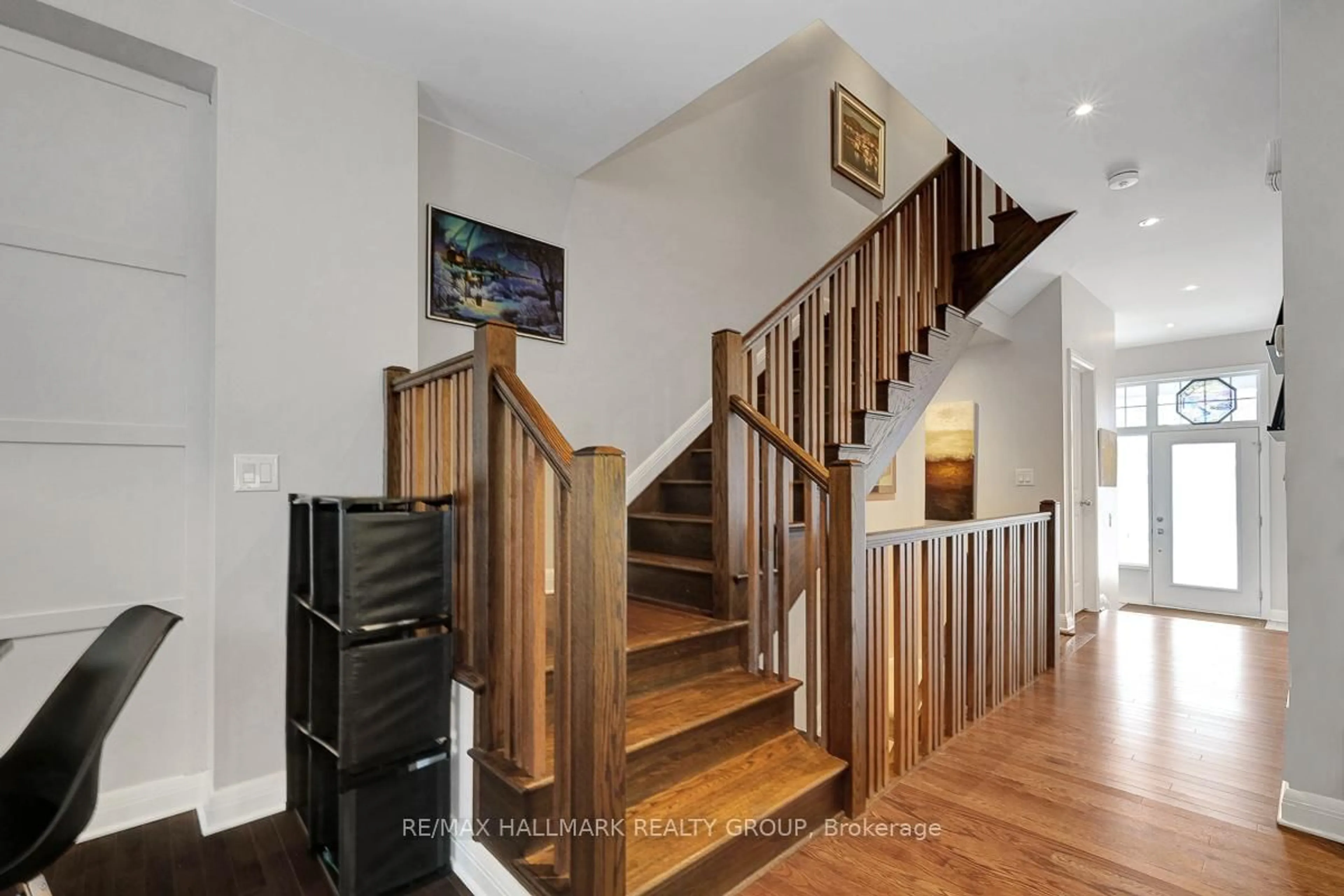 Stairs for 551 Kilspindie Rdge, Ottawa Ontario K2J 5M8