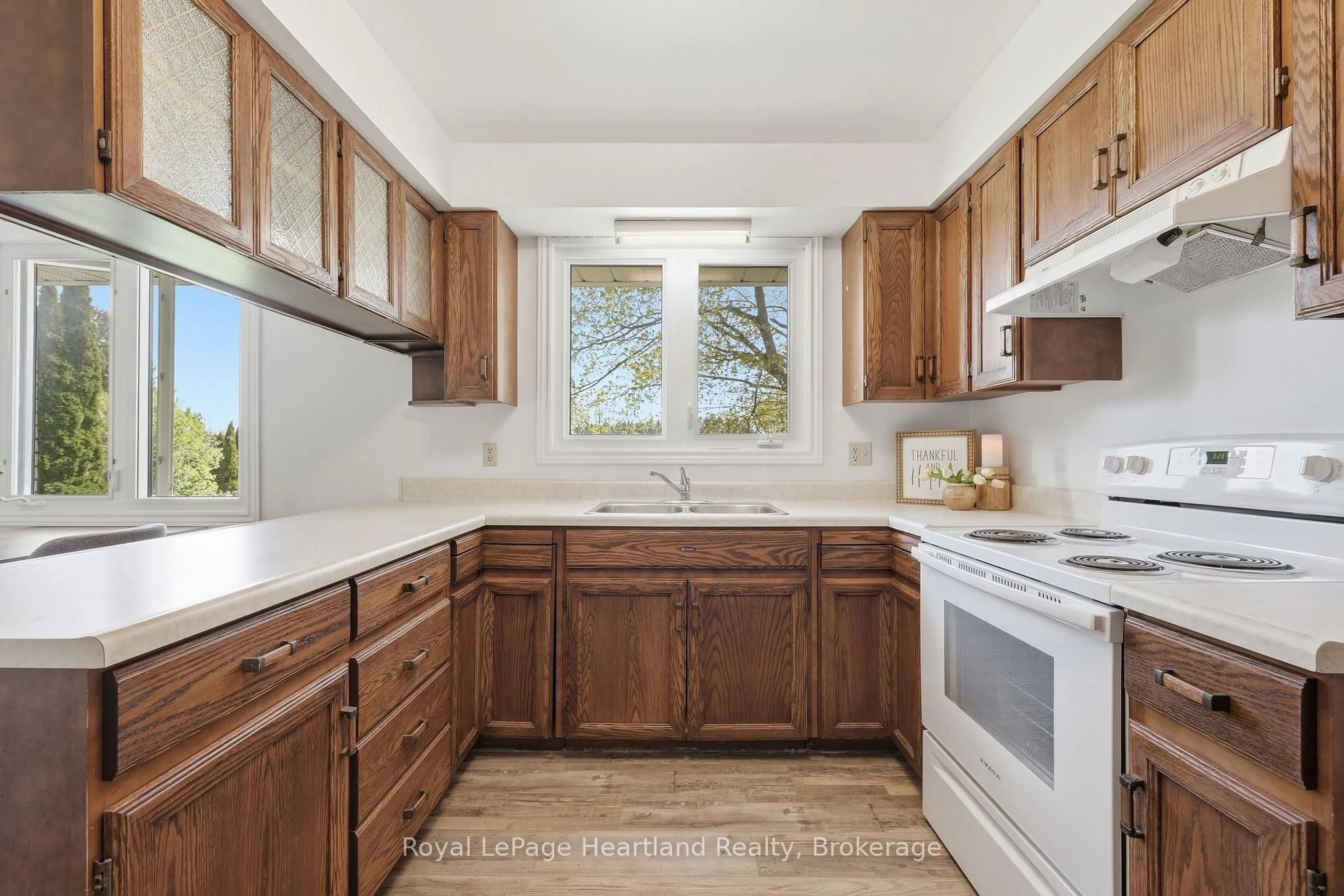 Standard kitchen, unknown for 80157 Sharpes Creek Line, Central Huron Ontario N0M 1L0