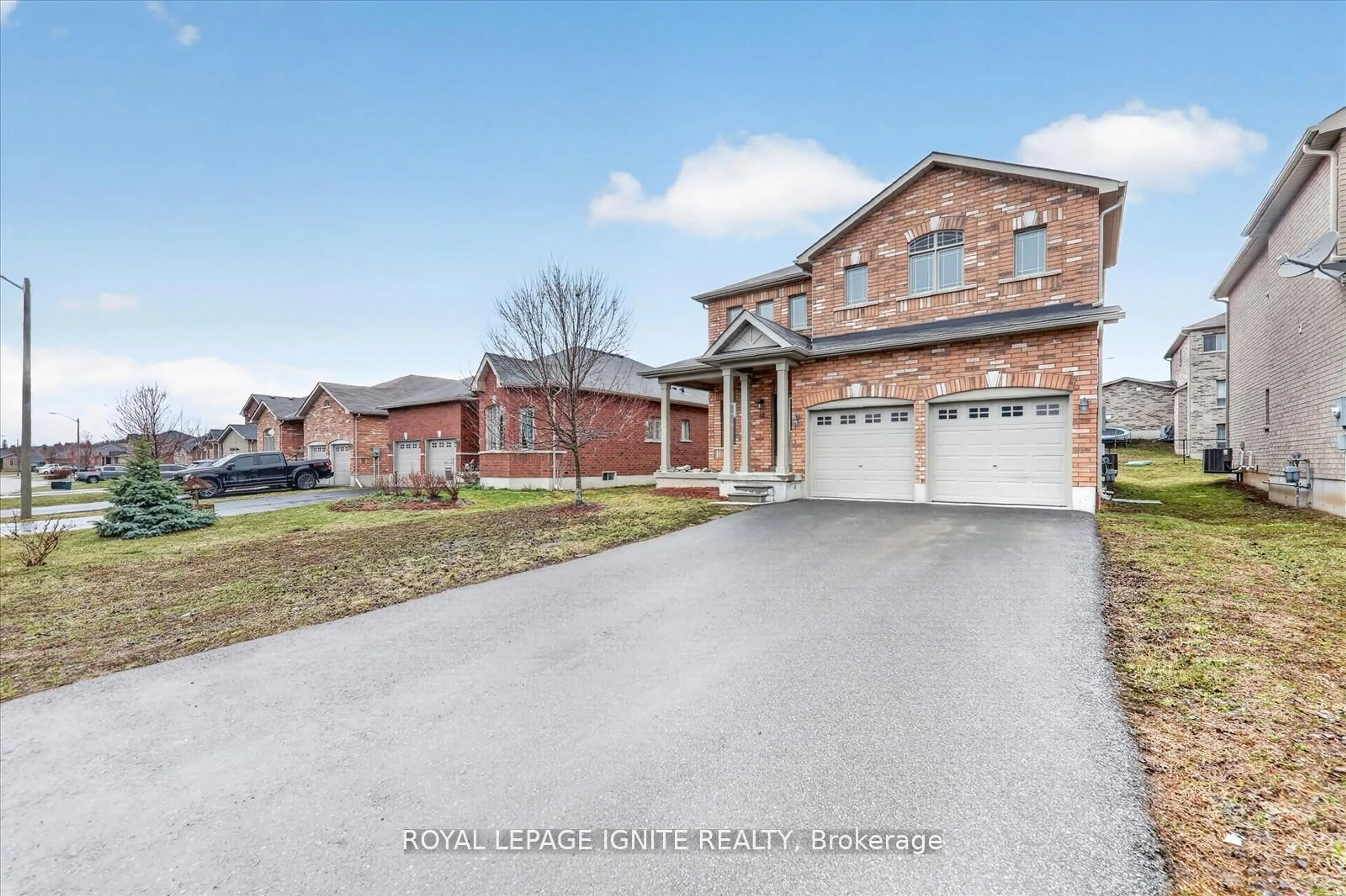 A pic from outside/outdoor area/front of a property/back of a property/a pic from drone, street for 32 Lords Dr, Trent Hills Ontario K0L 1Y0