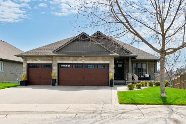 1 Lincolns Cove St, Central Elgin 2