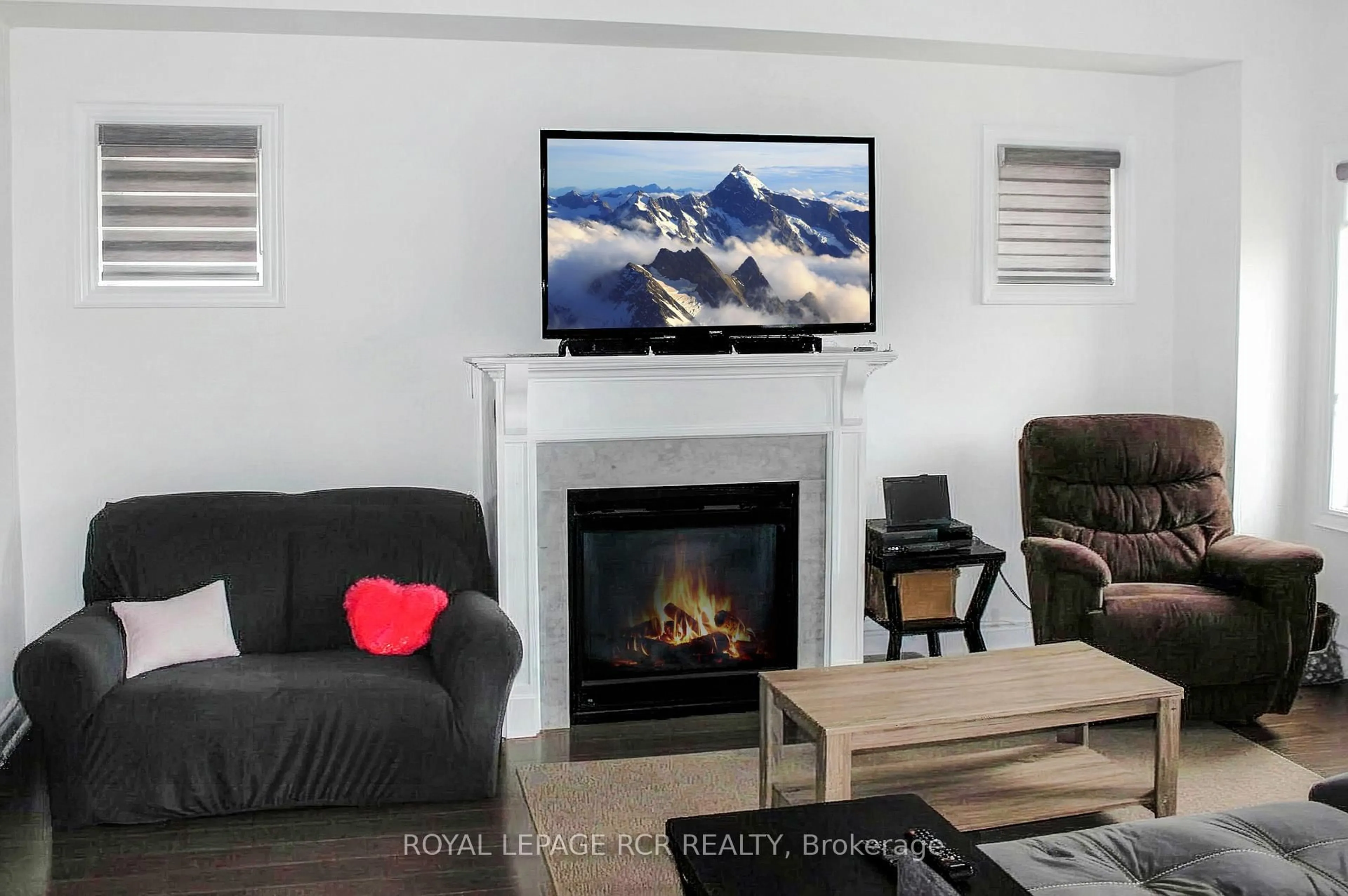 Home theater for 107 Werry Ave, Southgate Ontario N0C 1B0