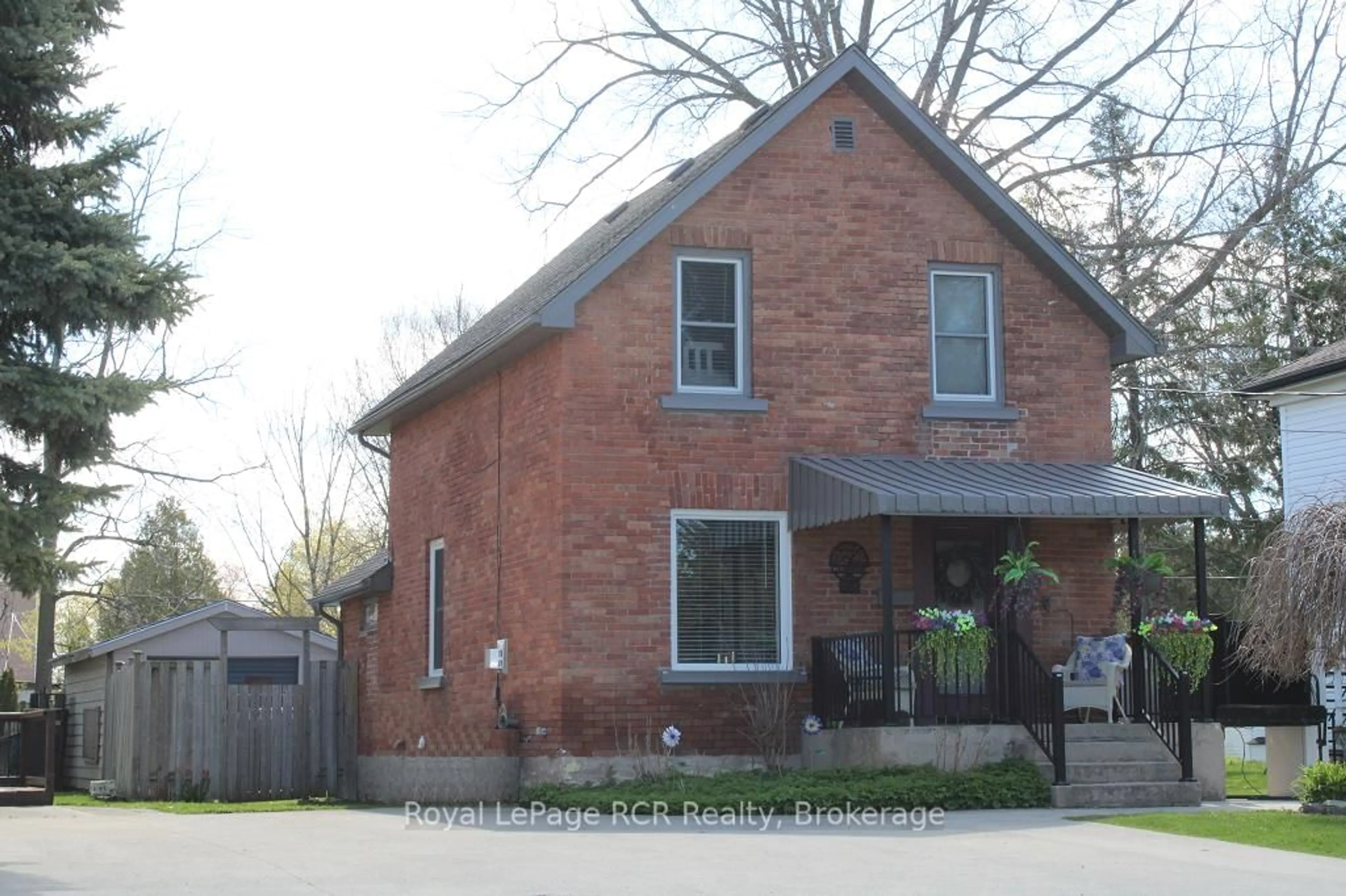 Home with brick exterior material, street for 1735 8th Ave, Owen Sound Ontario N4K 3C2
