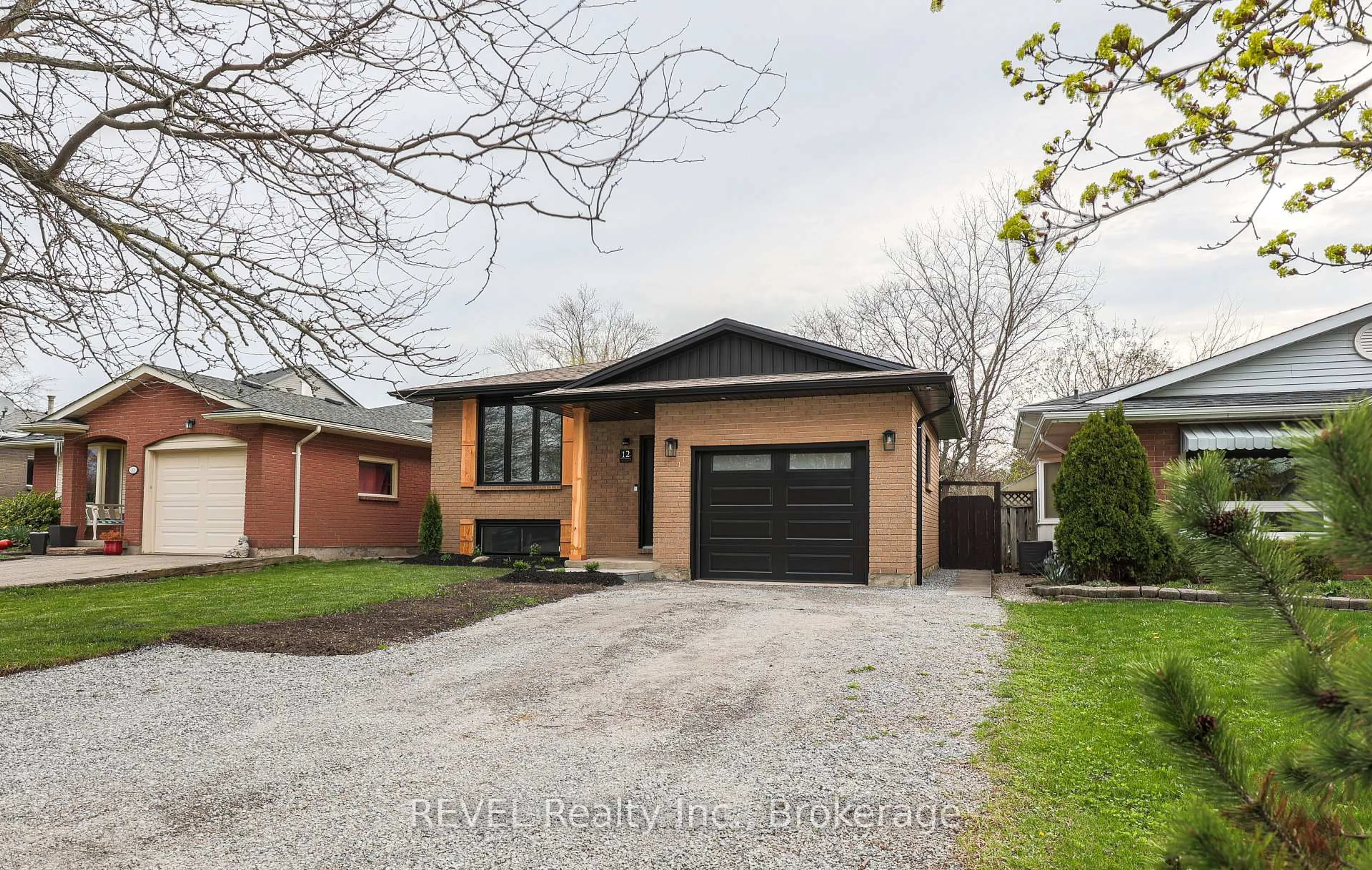 Home with brick exterior material, street for 12 Andrea Dr, St. Catharines Ontario L2S 3N7