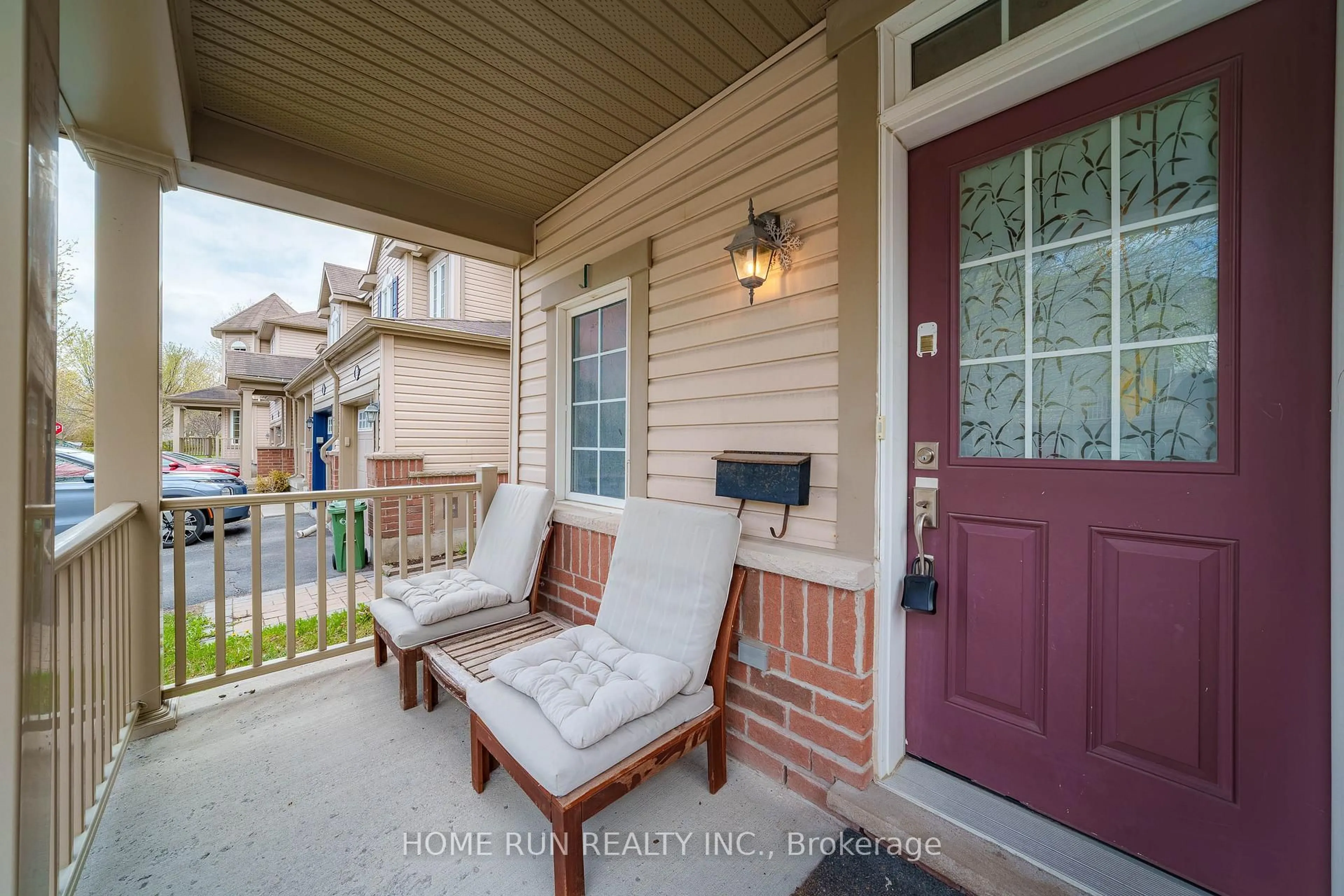 Unknown for 957 Messor Cres, Ottawa Ontario K2S 0P2