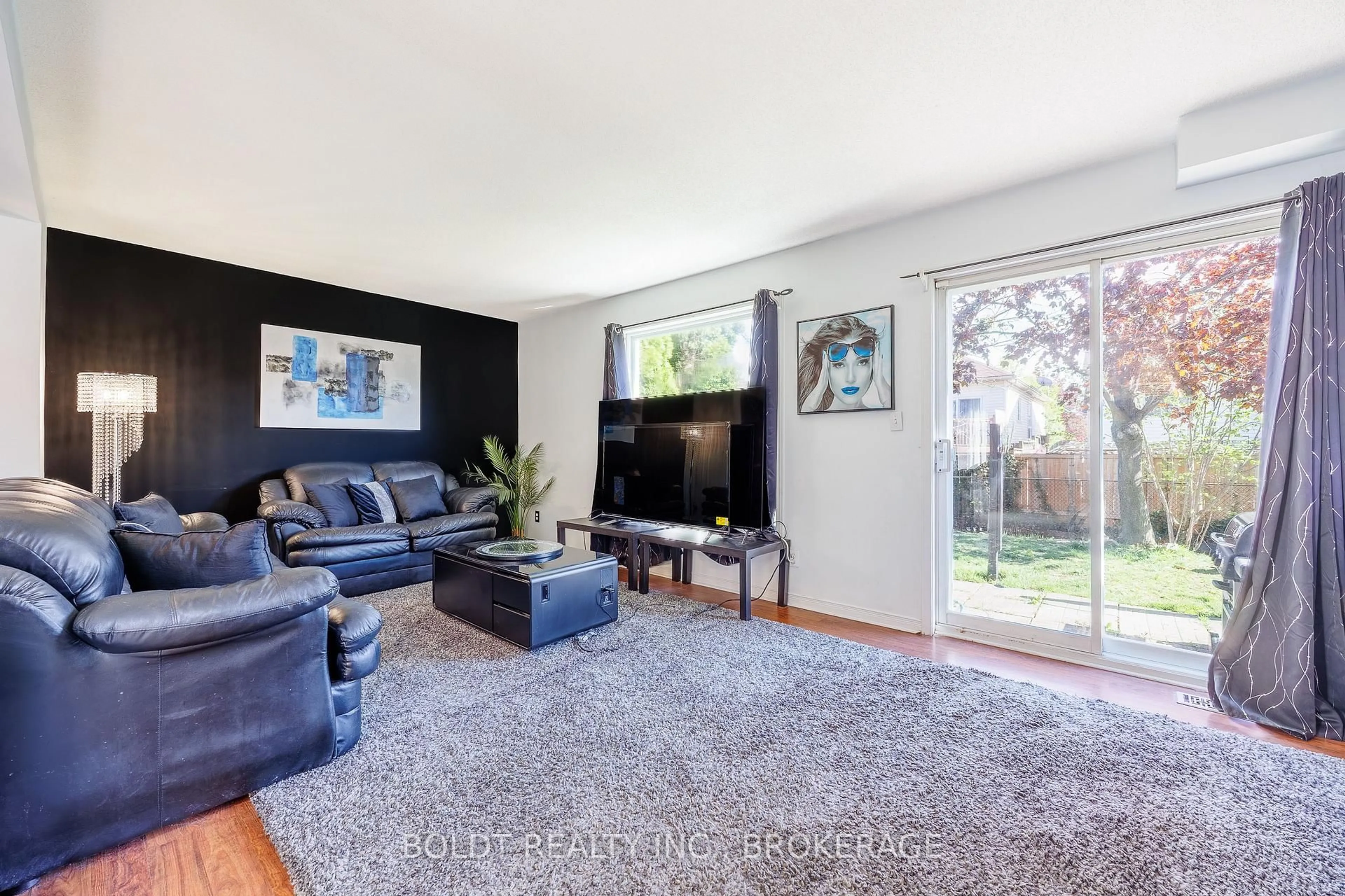 Living room with furniture, unknown for 10 Maria St, St. Catharines Ontario L2S 3Y3