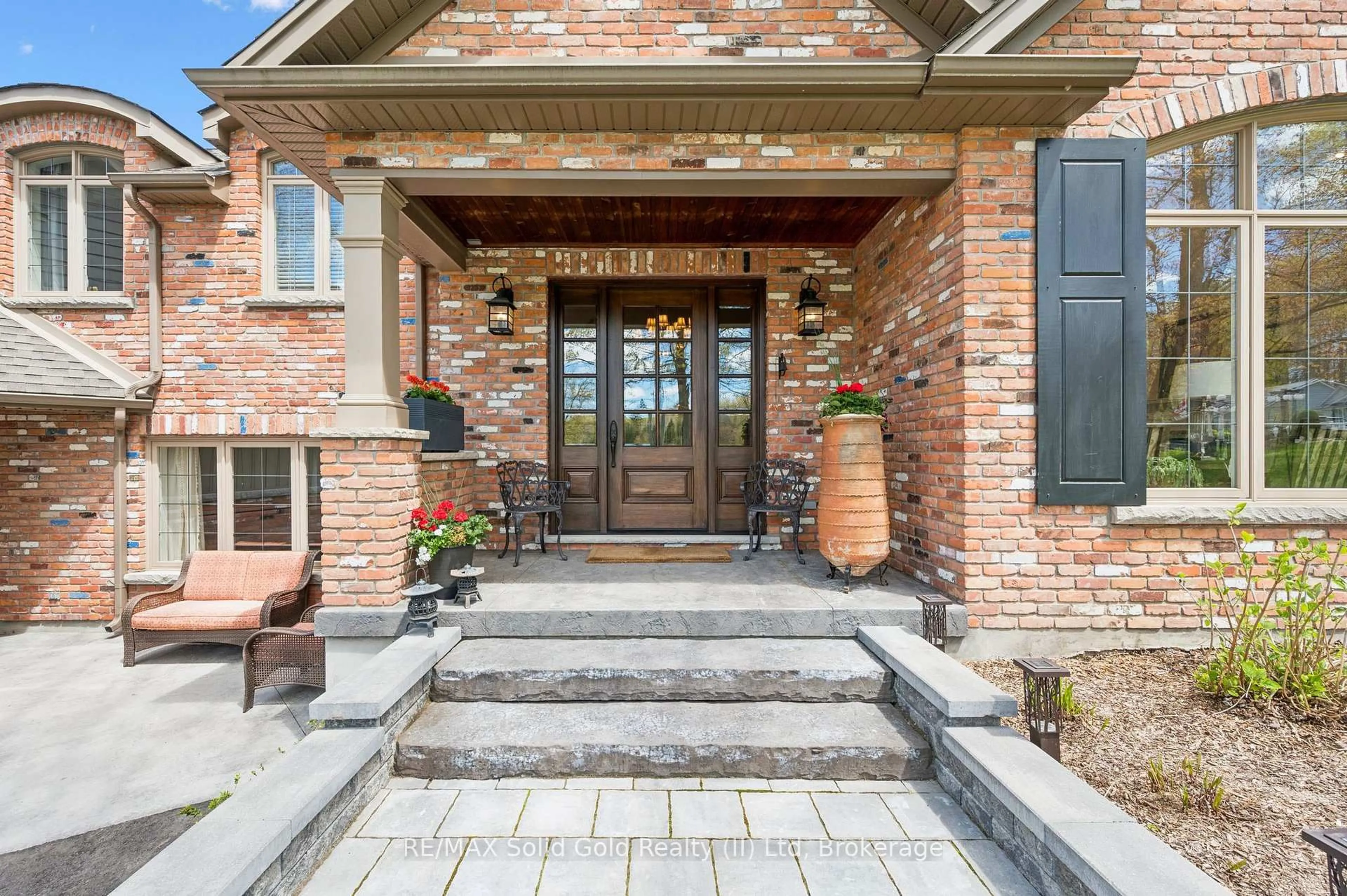 Home with brick exterior material, street for 2073 Maplewood Rd, Wellesley Ontario N0B 2M0