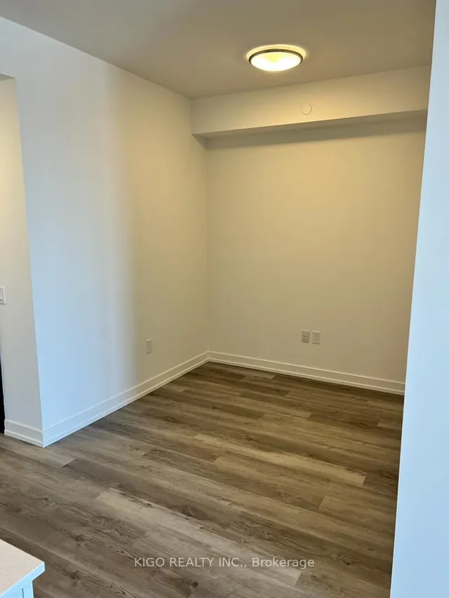 15 Wellington St #1108, Kitchener 4