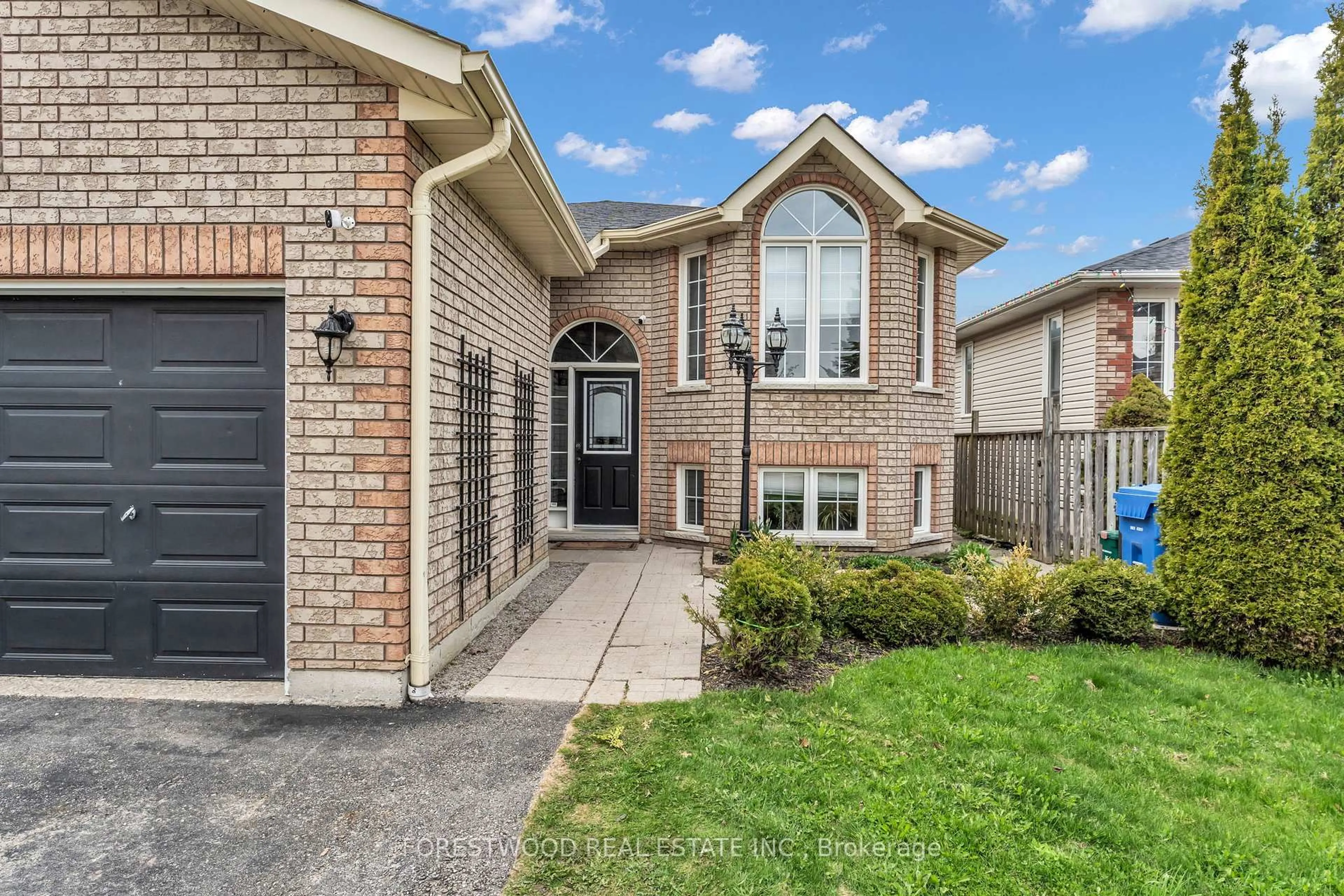 Home with brick exterior material, street for 424 Simon St, Shelburne Ontario L9V 3P3