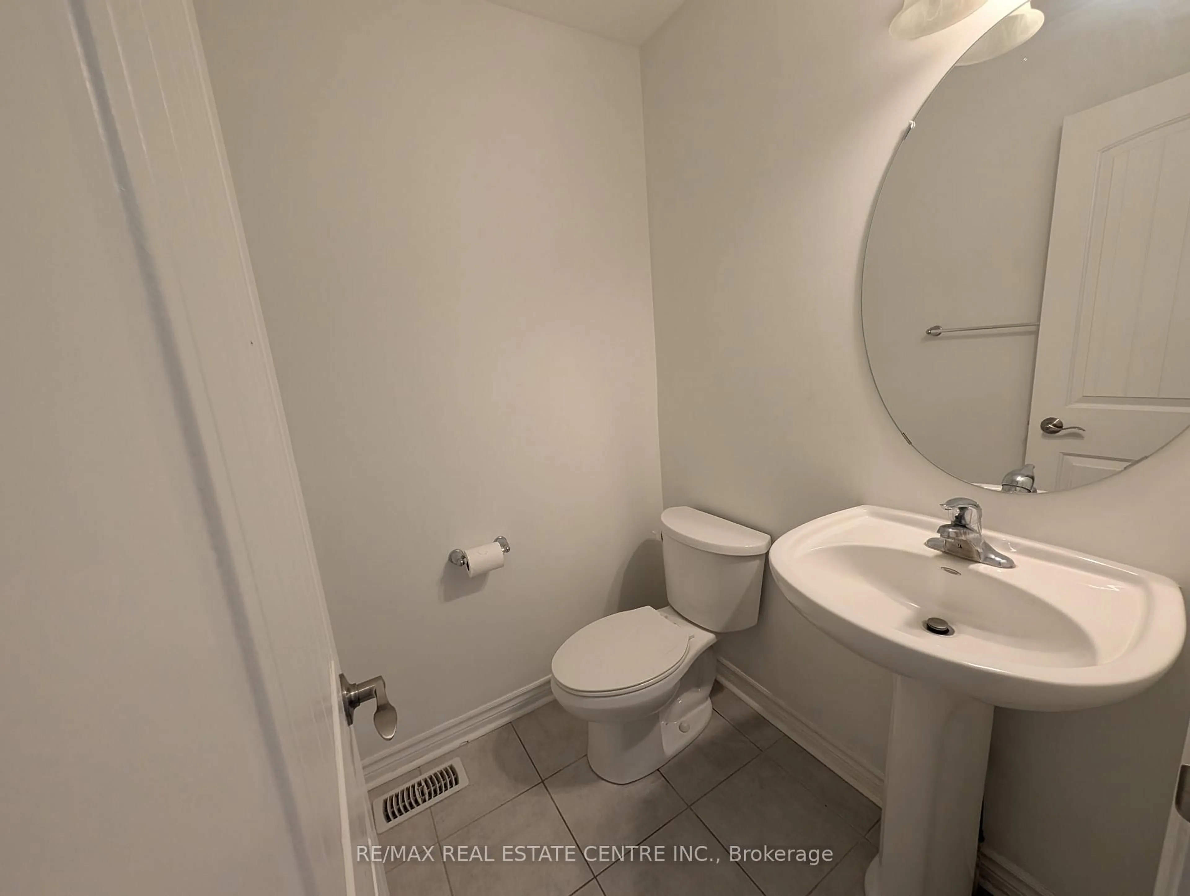 A pic of a room for 30 Oldfield Dr, Guelph Ontario N1L 0K7